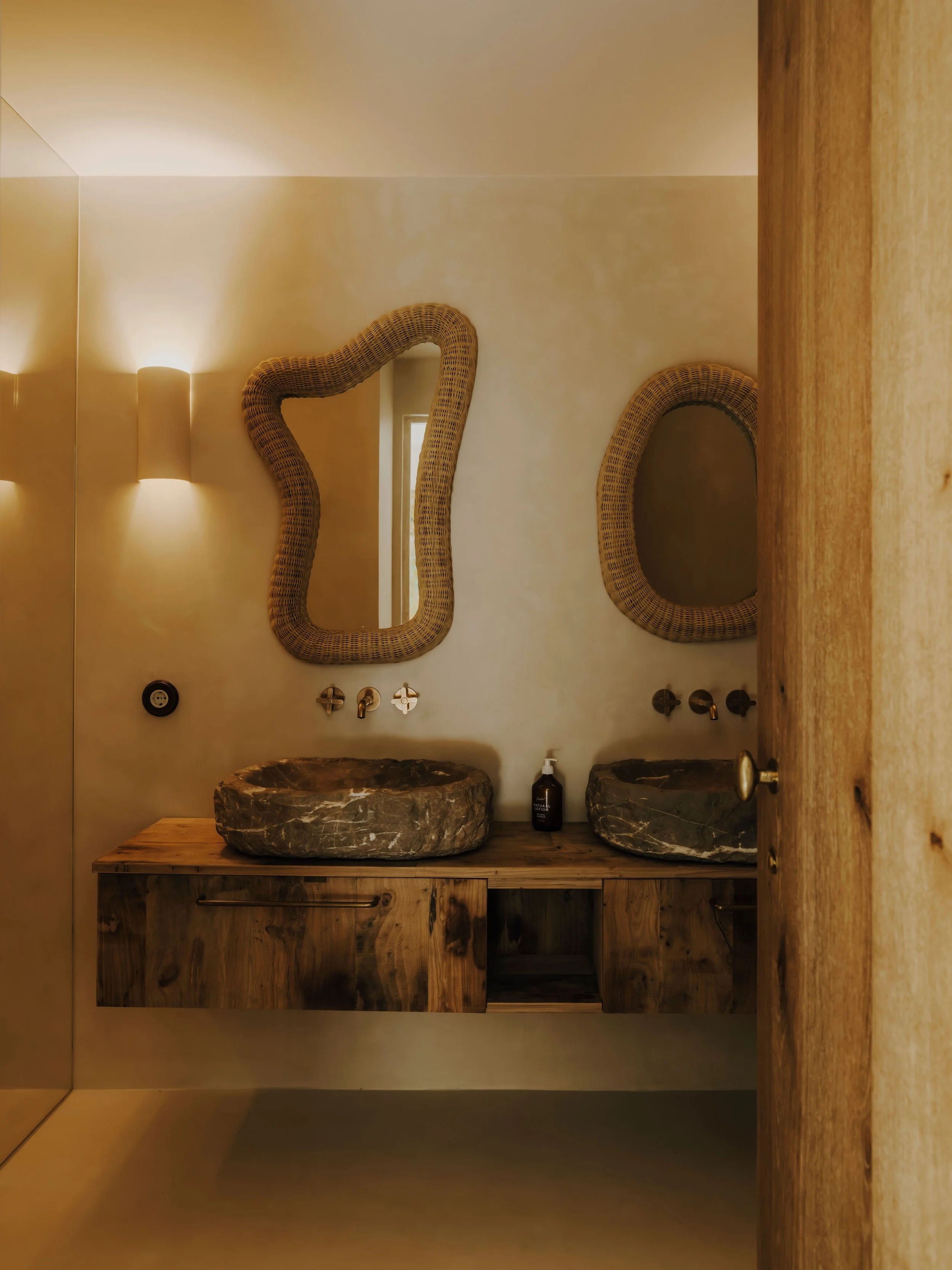 bed 4 bath.jpeg