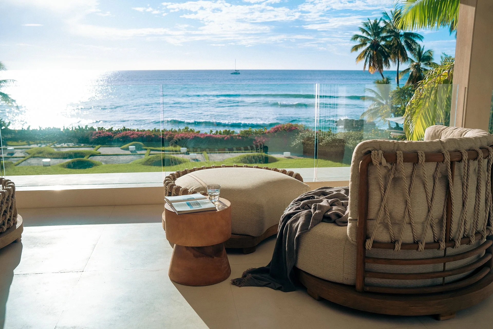 Godings Beach House is in the parish of St. Peter on the West Coast of Barbados, a region called the Platinum Coast due to its sparkling waters and beautiful beaches.