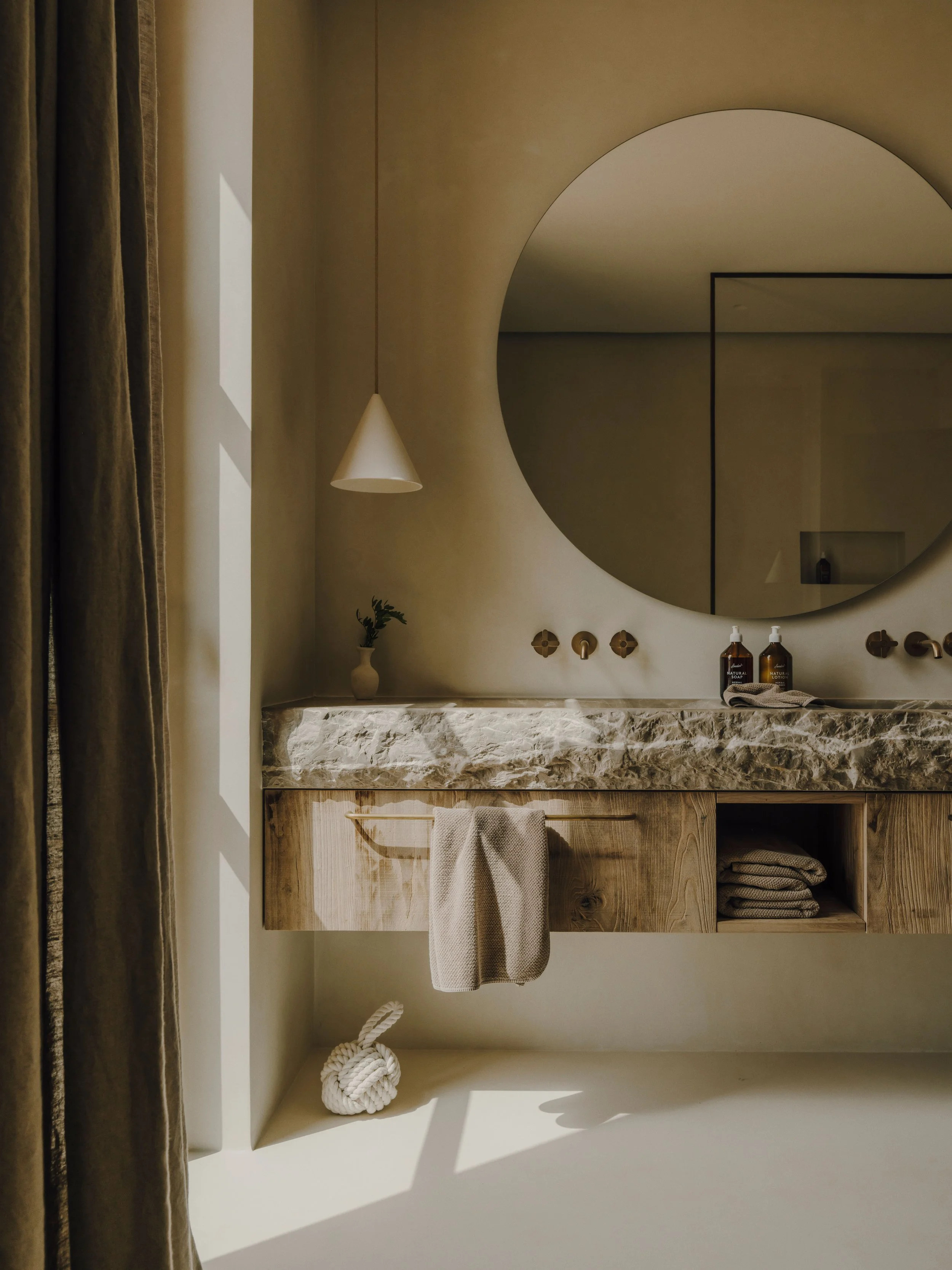 1  bath 1.jpeg
