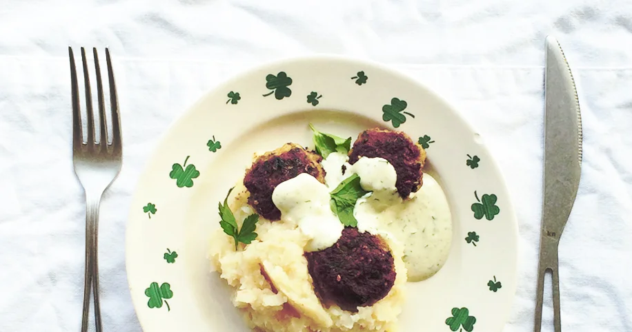 Gekruide balletjes met knolselder en curry yoghurt dressing 900 450 2.jpg