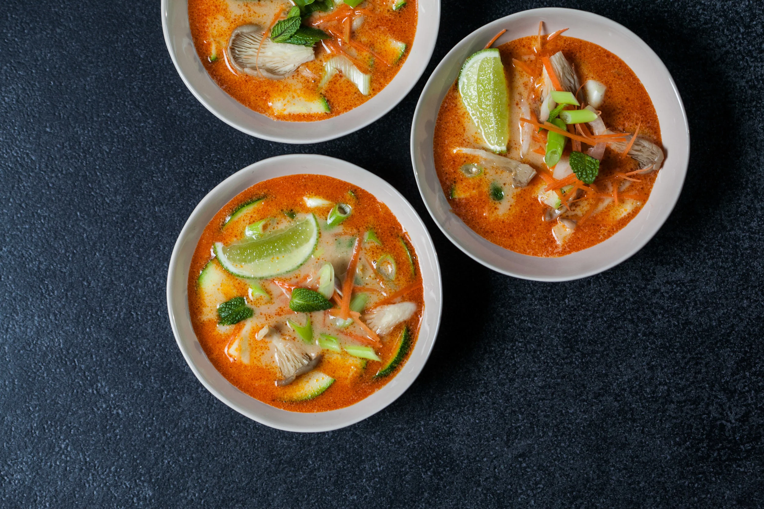 Rode curry kokossoepje is voor mij het ideale partysoepje!