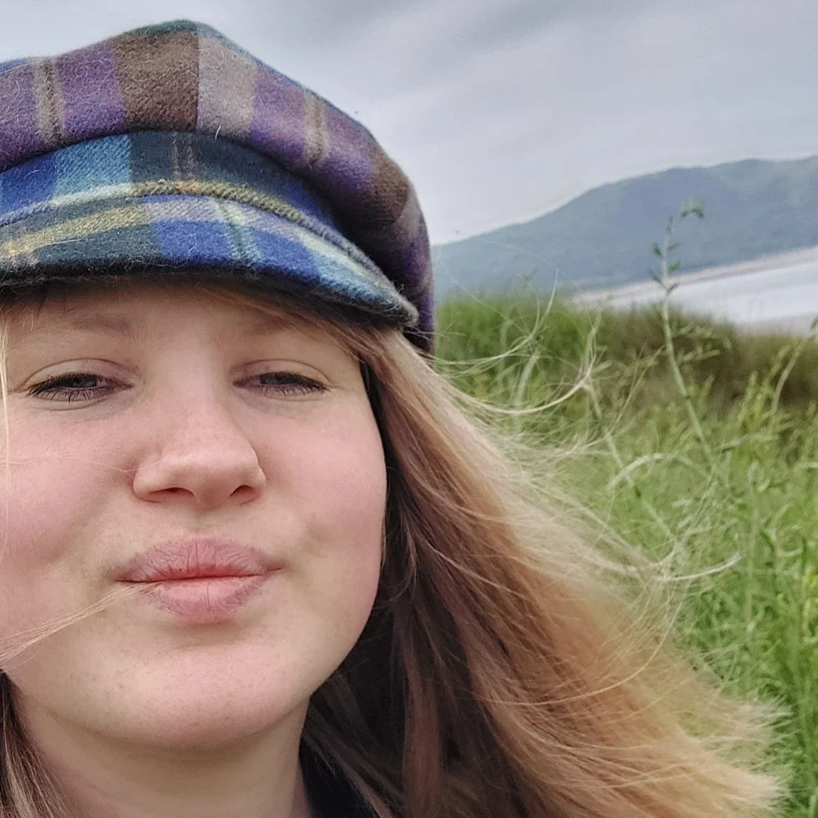 WHY I LOVE WORKING WITH SOCIAL MEDIA - By Tesni Kendall