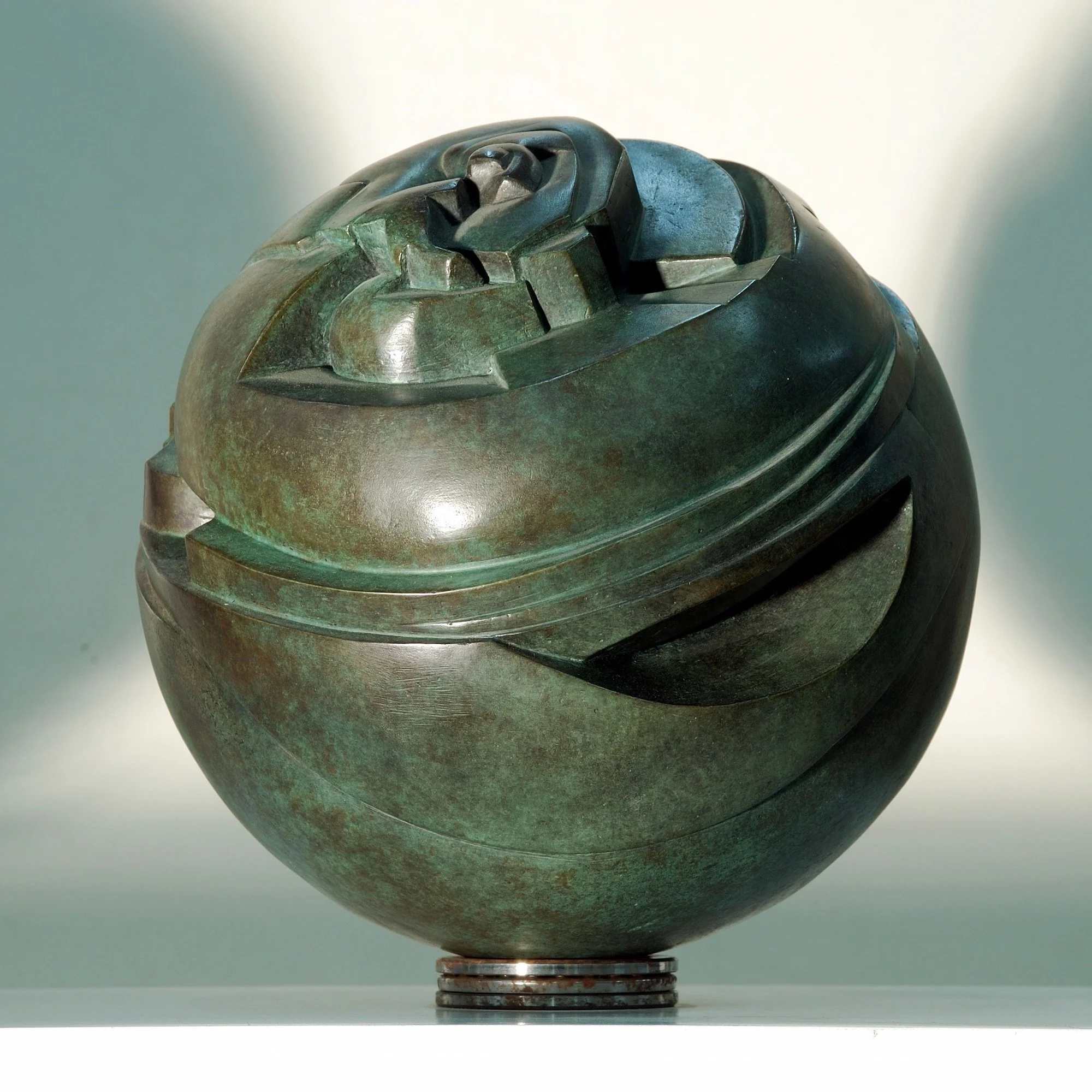 Friedrich Brütsch, Skulptur, Planet I, 1971, Bronze, ø 25 cm.jpeg