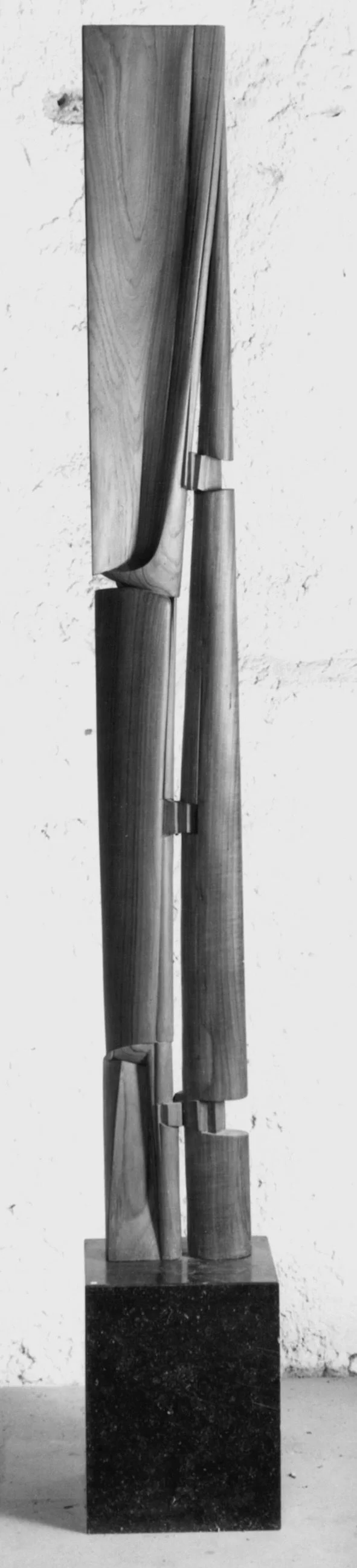 Stele I, 1964, Teak
