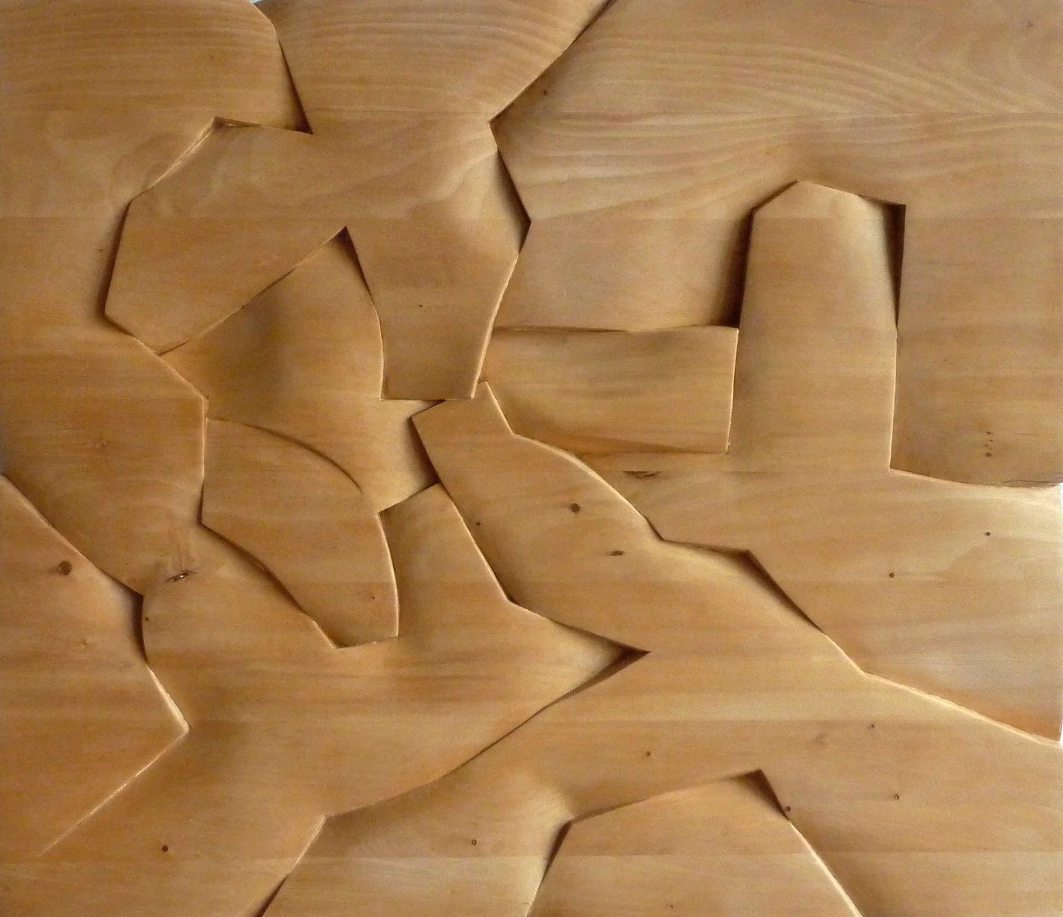 Beruehrung, 1975, Linde, 90 x 80 x 4 cm