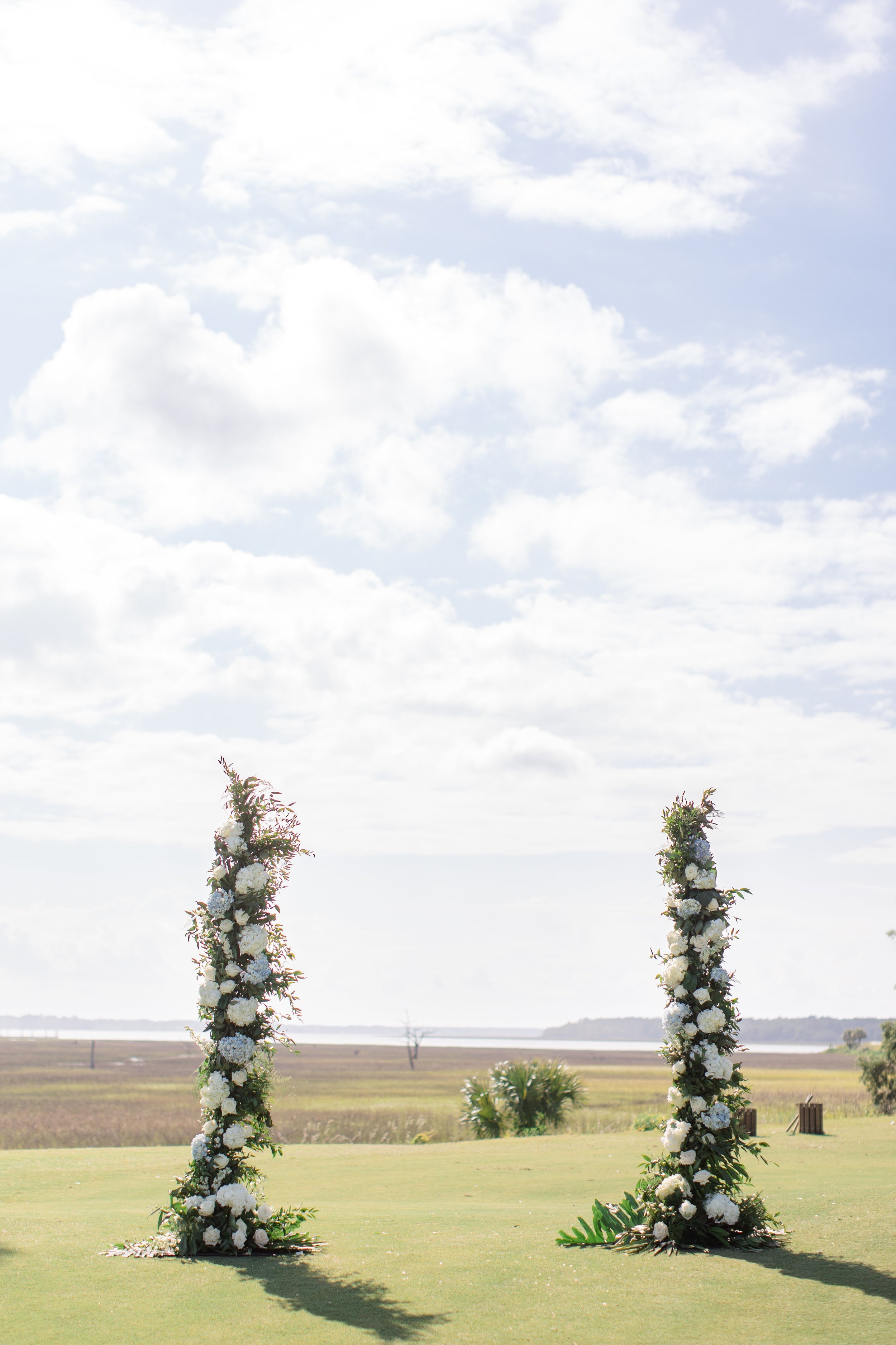 a-southern-chic-south-carolina-wedding-at-the-colleton-river-club-featuring-sophisticated-modern-florals-designed-by-savannah-florist-ivory-and-beau-22.jpg