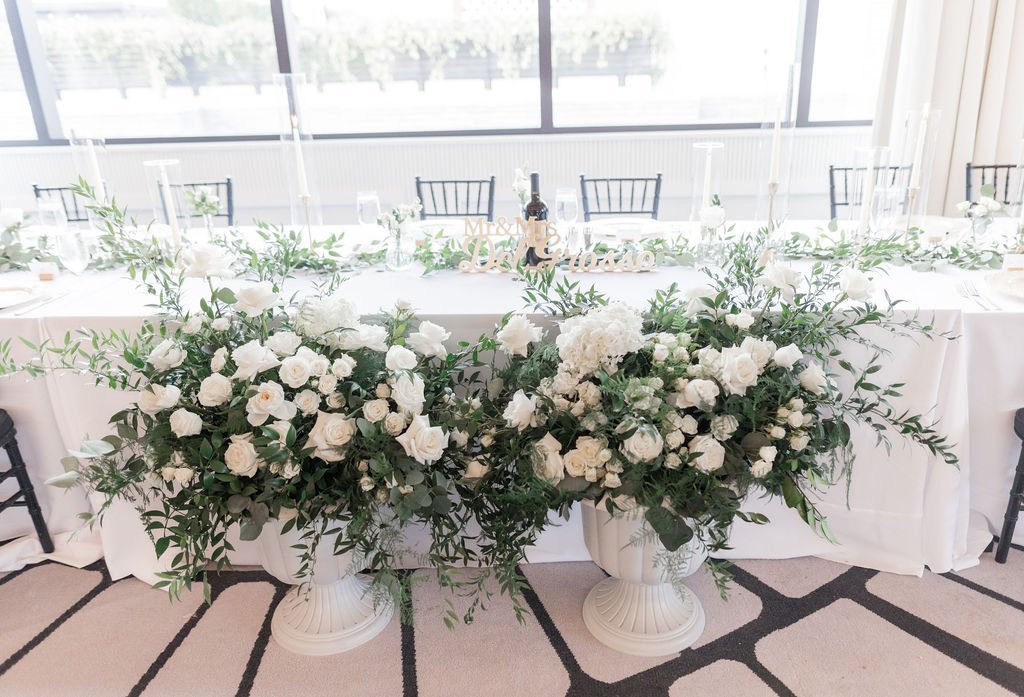 carra-and-jeffs-modern-elegant-classic-timeless-wedding-at-the-perry-lane-in-savannah-ga-featuring-flowers-designed-by-wedding-florist-ivory-and-beau-26.JPG