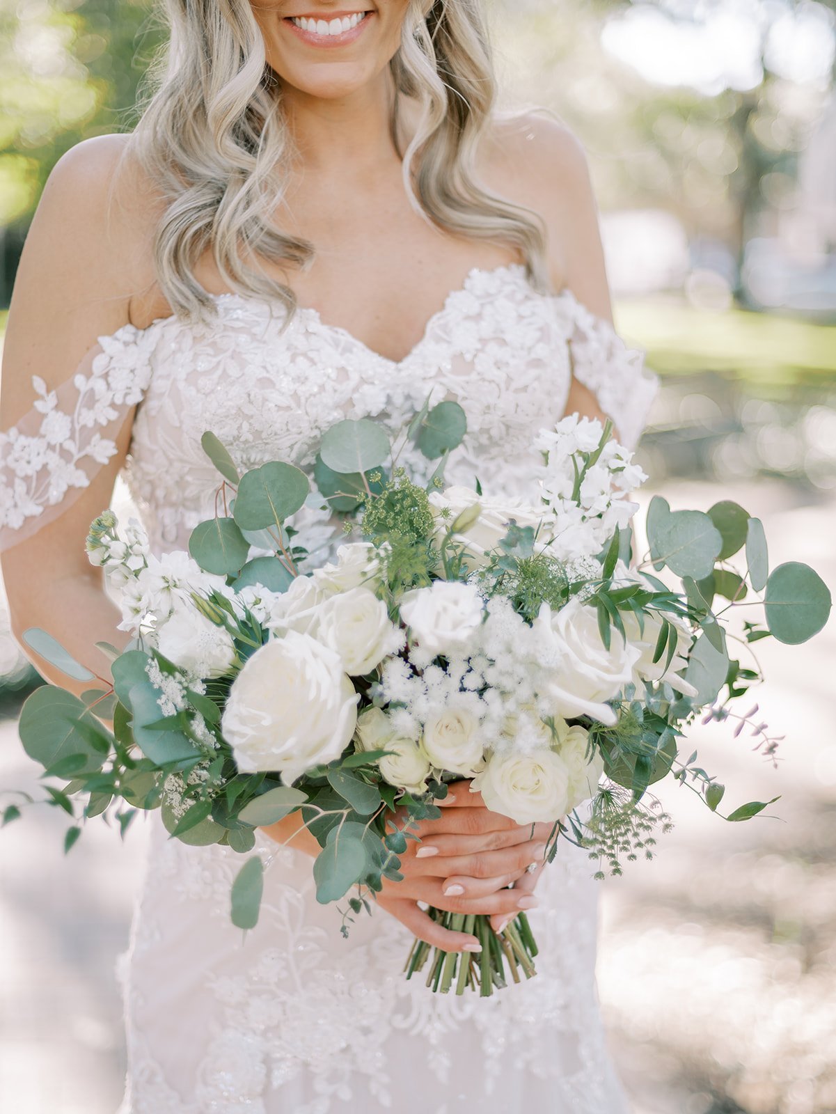 boho organic ivory bridal bouquet