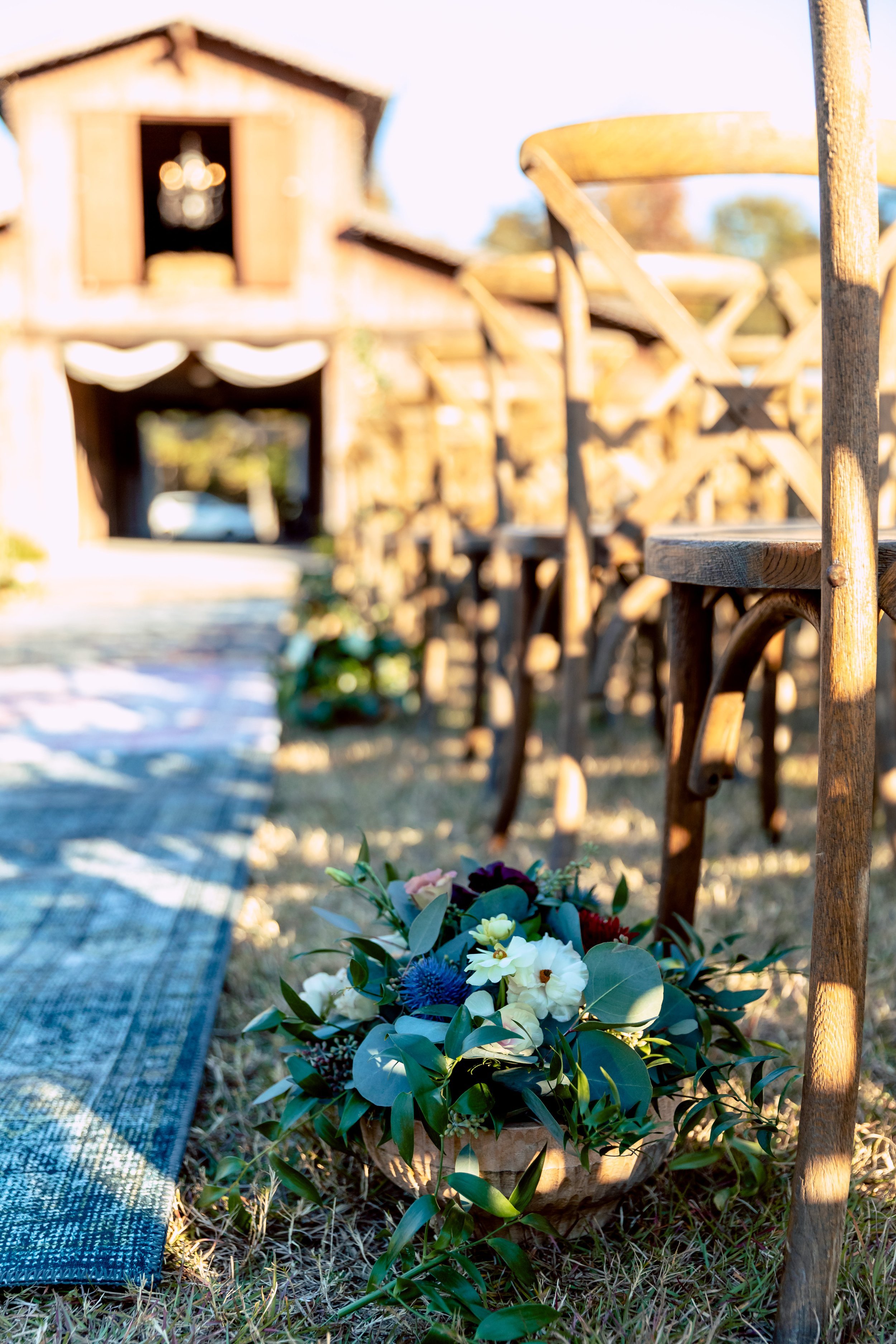savannah-wedding-savannah-bride-floral-detail-mosss-oak-farm-wedding.jpg