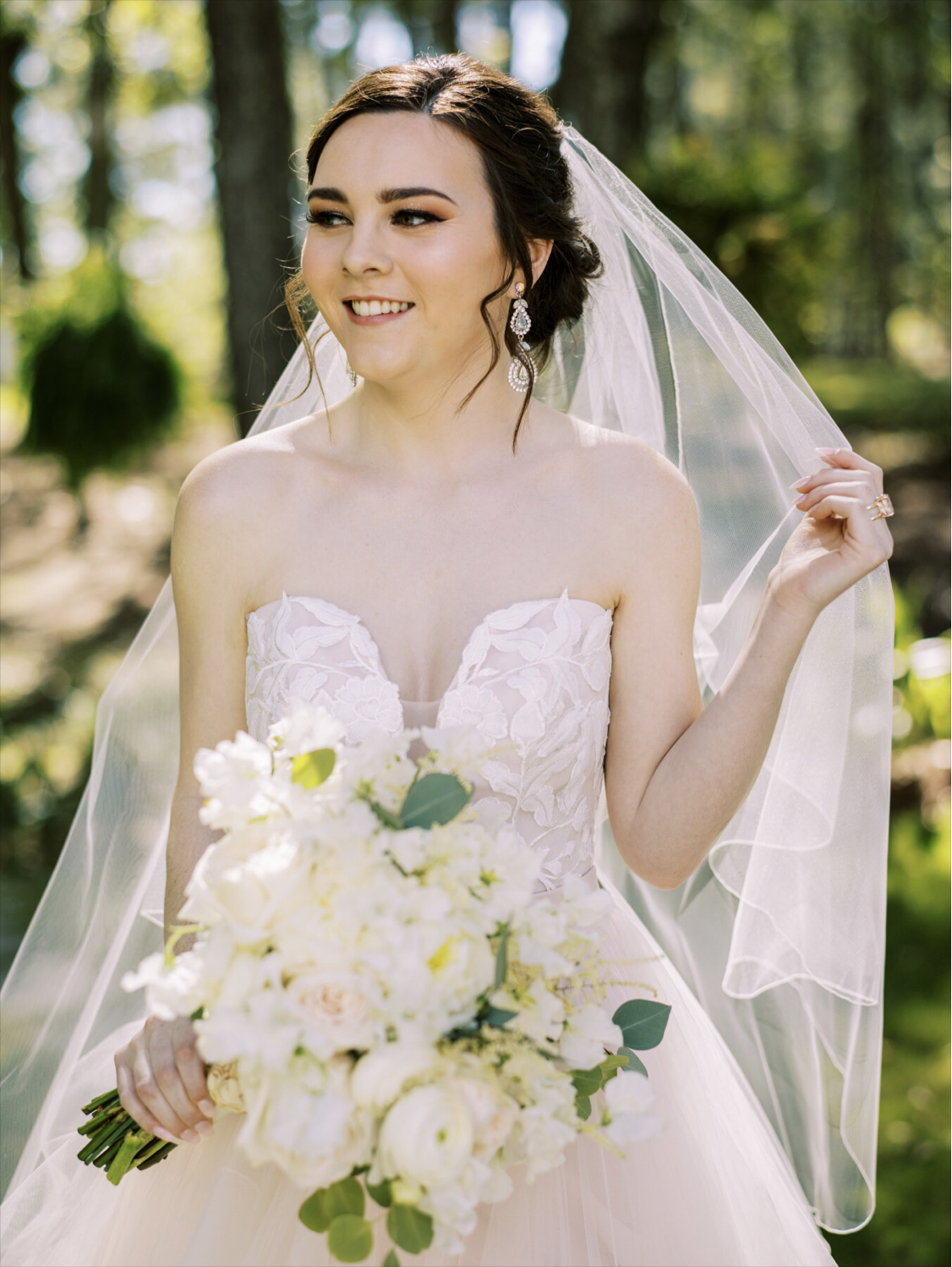 ivory-and-beau-blog-down-for-the-gown-marissa-hattie-by-rebecca-ingram-maggie-sottero-nessa-skirt-by-willowby-the-mackey-house-wedding-savannah-wedding-southern-bride-real-wedding-savannah-bridal-boutique-savannah-georgia-3.png