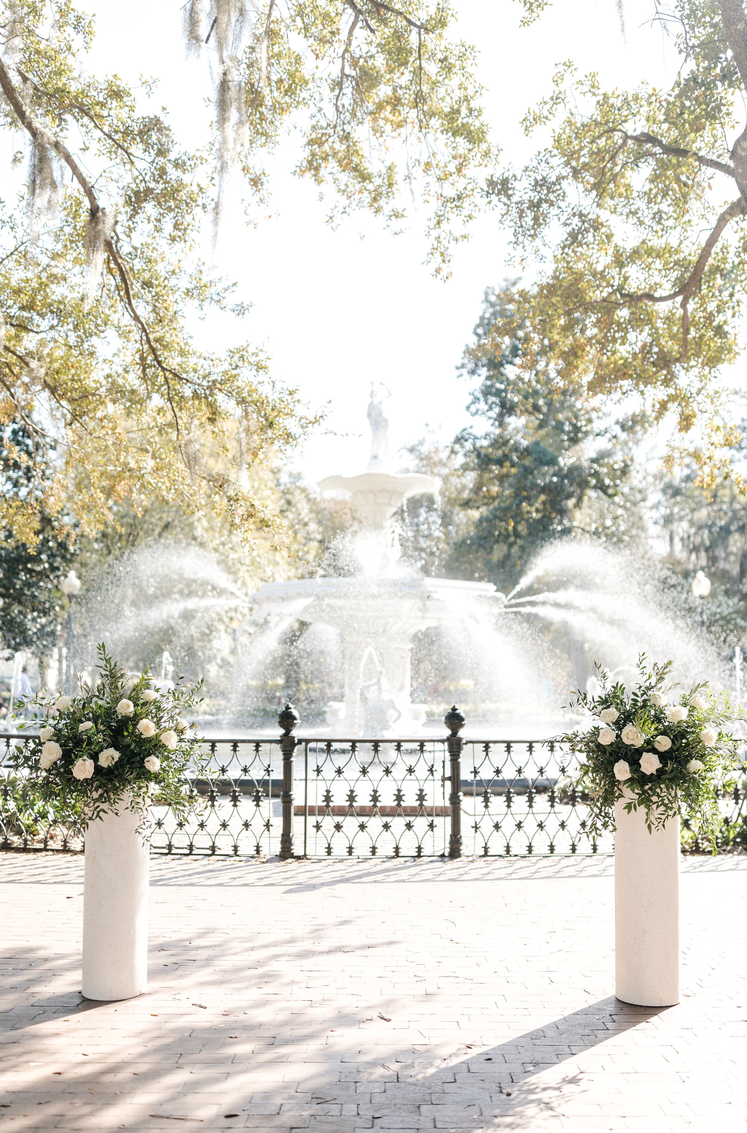 ivory-and-beau-wedding-and-florals-annelise-and-preston-wedding-blog-savannah-wedding-savannah-wedding-coordinator-savannah-florsit-wedding-florist-southern-wedding-forsyth-park-fountain-soho-south-savannah-wedding-gmp20199345-478.jpg