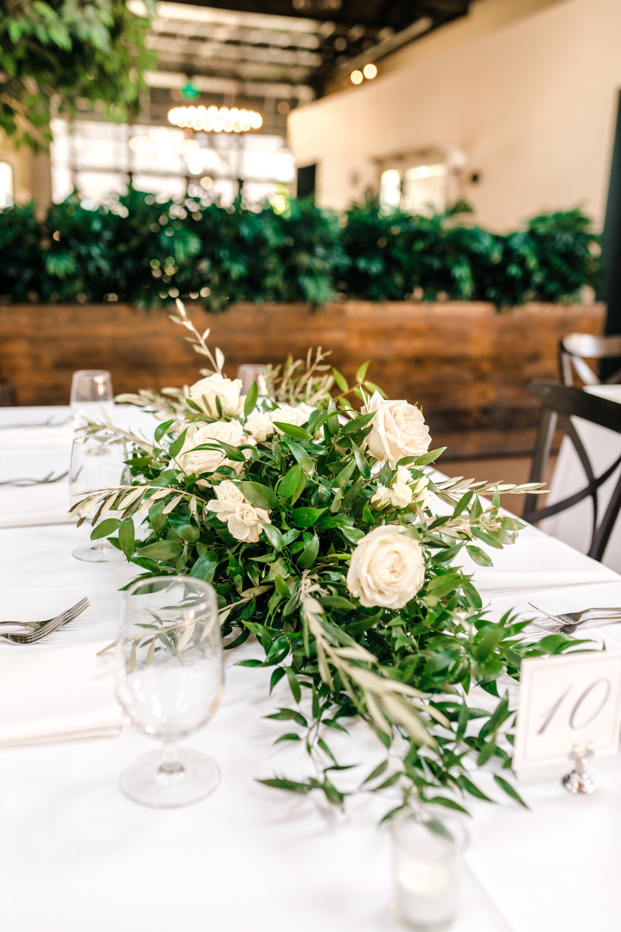 ivory-and-beau-wedding-and-florals-annelise-and-preston-wedding-blog-savannah-wedding-savannah-wedding-coordinator-savannah-florsit-wedding-florist-southern-wedding-forsyth-park-fountain-soho-south-savannah-wedding-gmp201993452-140.jpg
