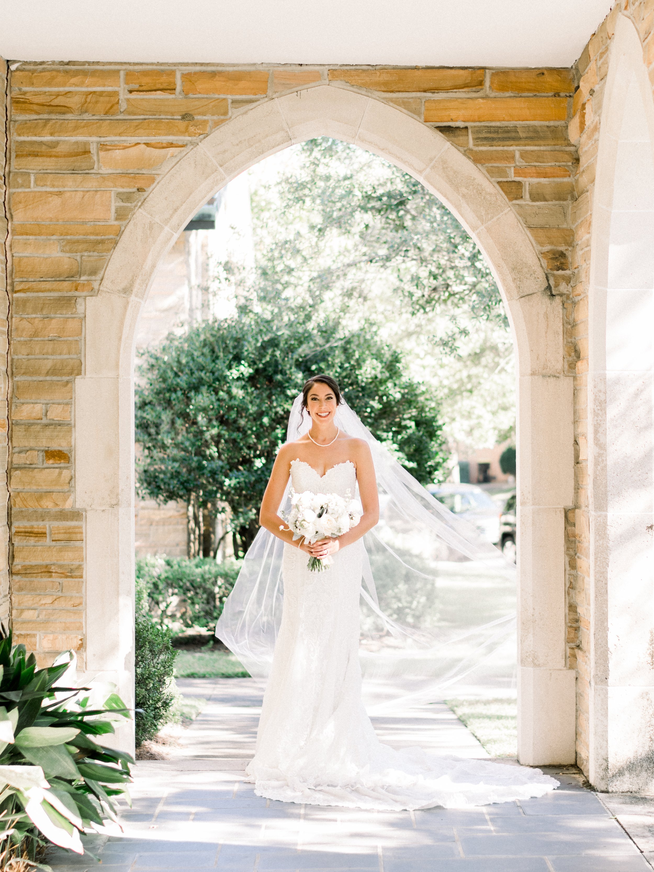 ivory-and-beau-blog-down-for-the-gown-grayson-real-bride-real-wedding-blog-southern-bride-maggie-sottero-wedding-dress-bridal-gown-wedding-gown-bridal-shop-bridal-boutique-savannah-georgia-Pinyan_0382.jpg