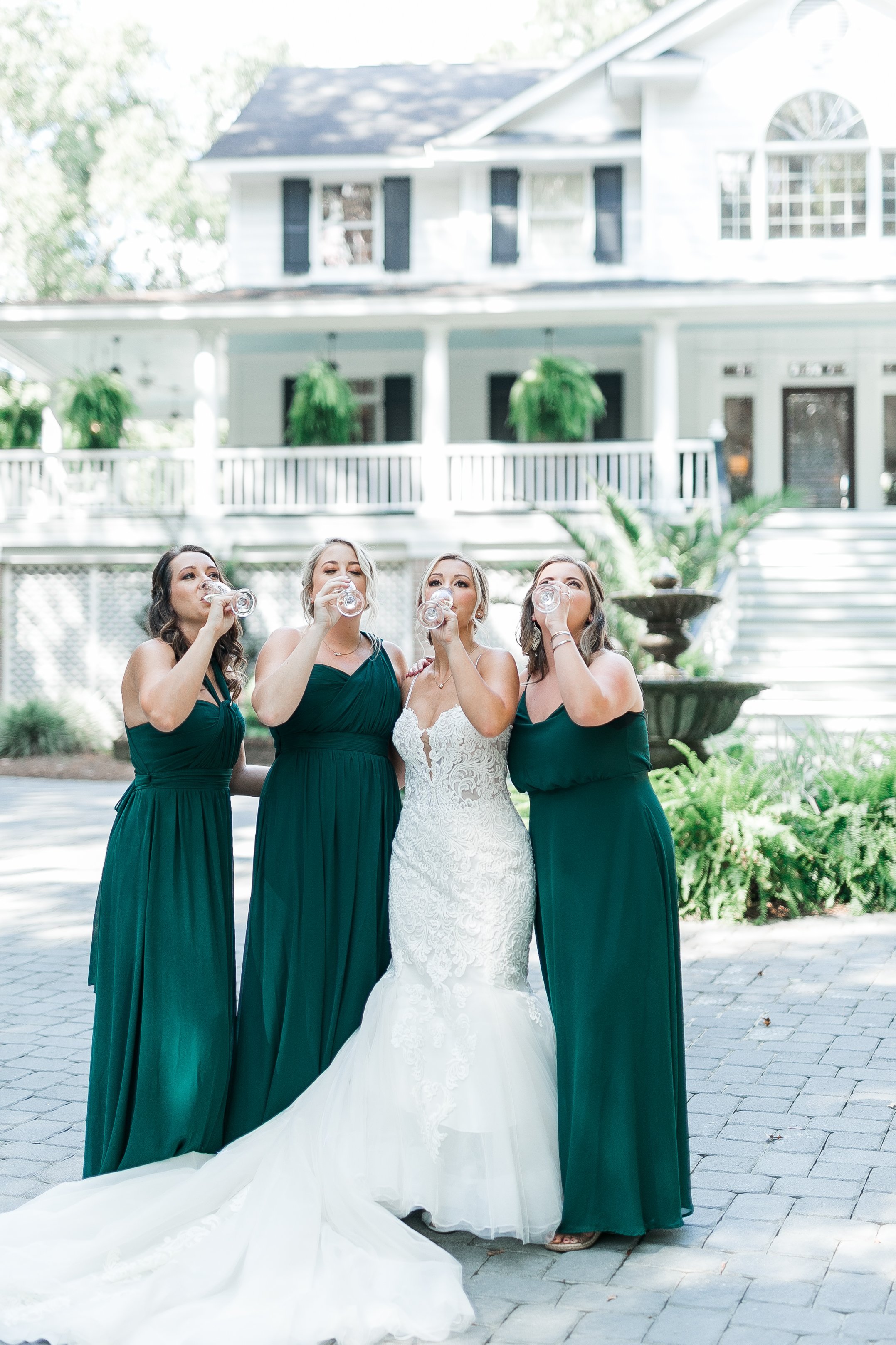 ivory-and-beau-bride-and-florals-wedding-blog-real-bride-real-wedding-savannah-wedding-southern-wedding-mackey-house-alistaire-maggie-sottero-wedding-dress-organic-natural-neutral-wedding-flowers-wedding-florist-savannah-Evan+MerrittWeddingDay_-25.jpg