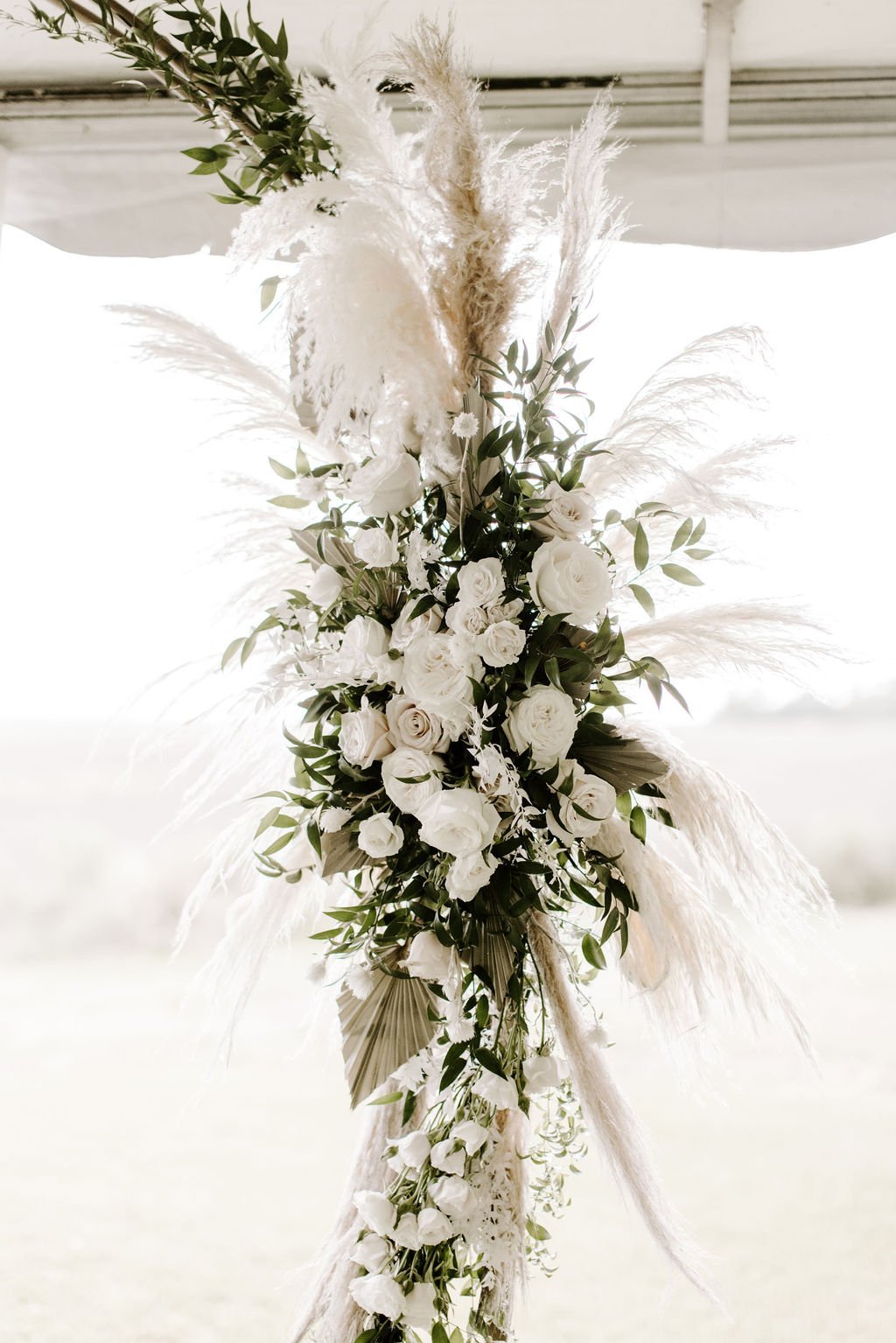 ivory-and-beau-florals-catherine-and-ian-wedding-blog-savannah-wedding-boho-wedding-southern-wedding-holly-oaks-plantation-boho-wedding-flowers-wedding-florist-savannah-georgia-savannah-florist-wedding-flowers-9F6A3010.jpg