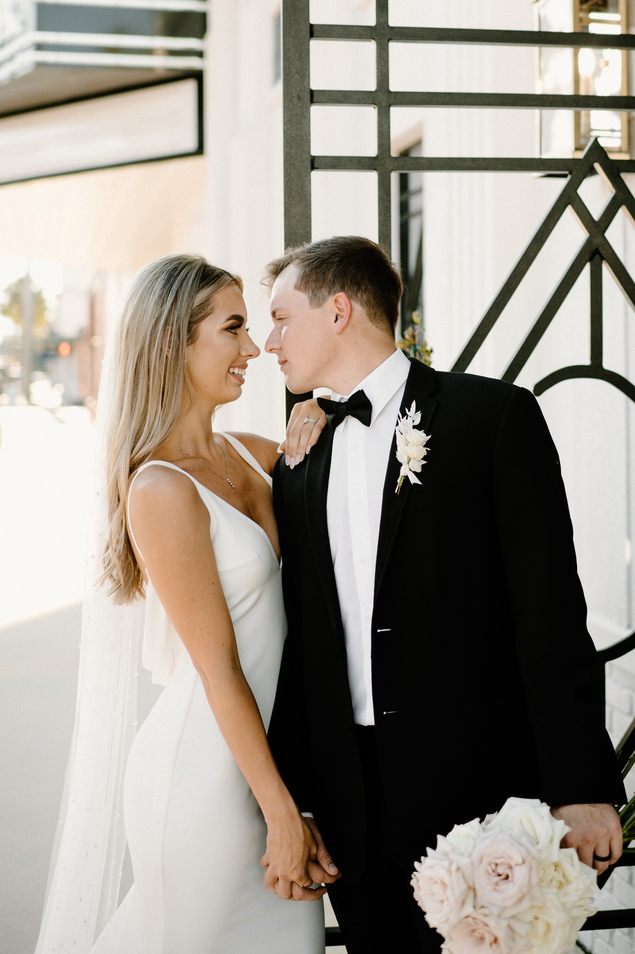 ivory-and-beau-bride-kalin-real-bride-archie-by-made-with-love-wedding-dress-bridal-gown-wedding-gown-modern-bride-the-clay-theater-green-cove-springs-florida-savannah-bridal-boutique-bridal-inspo-bridal-style-NNP_0366.jpg