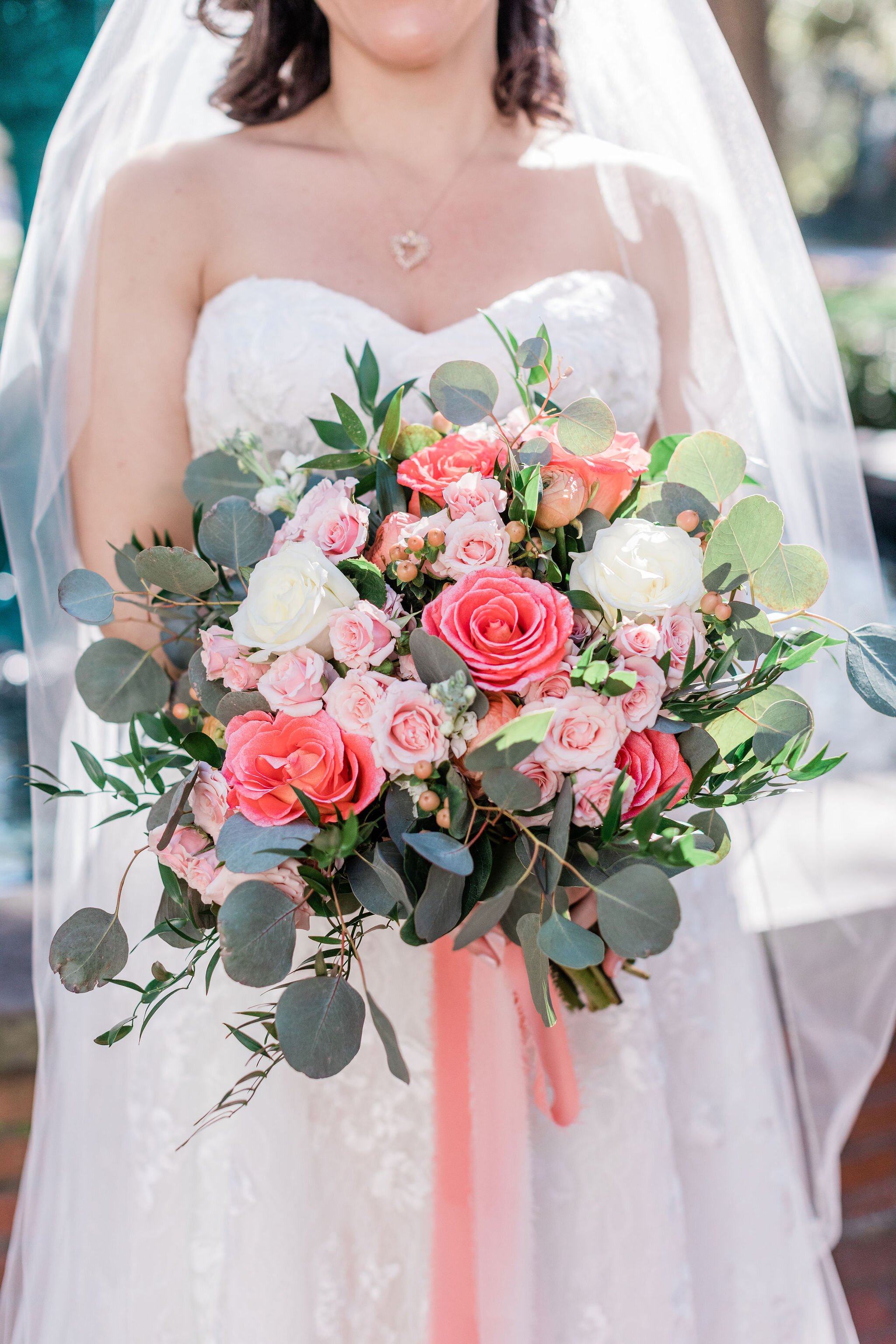 ivory-and-beau-florals-elopement-flowers-savannah-elopement-package-mackey-house-elopement-savannah-florist-wedding-florist-pink-flowers-floral-design-AptBPhoto_ErikaJoachim-89.jpg