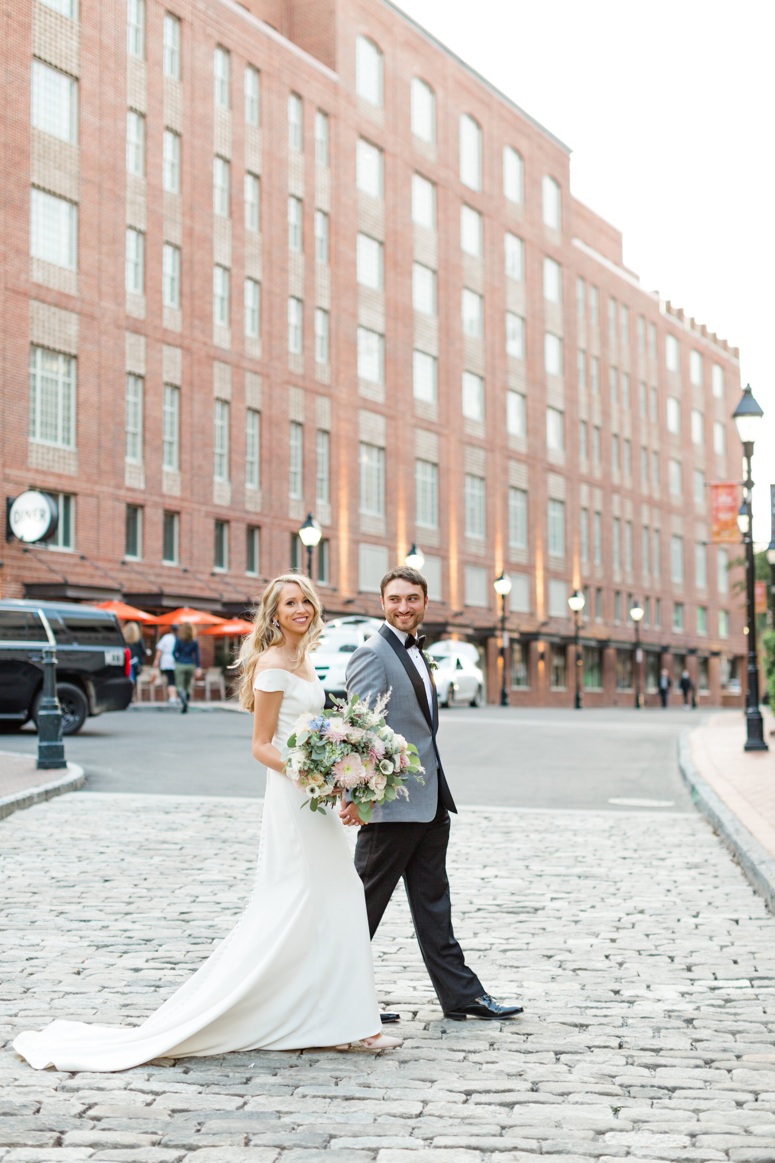 ivory-and-beau-florals-liz-and-erik-savannah-wedding-southern-wedding-wormsloe-alida-hotel-wedding-flowers-wedding-florals-savannah-florist-wedding-florist-georgia-florist-floral-design-pastel-flowers-FV1A2254.jpg