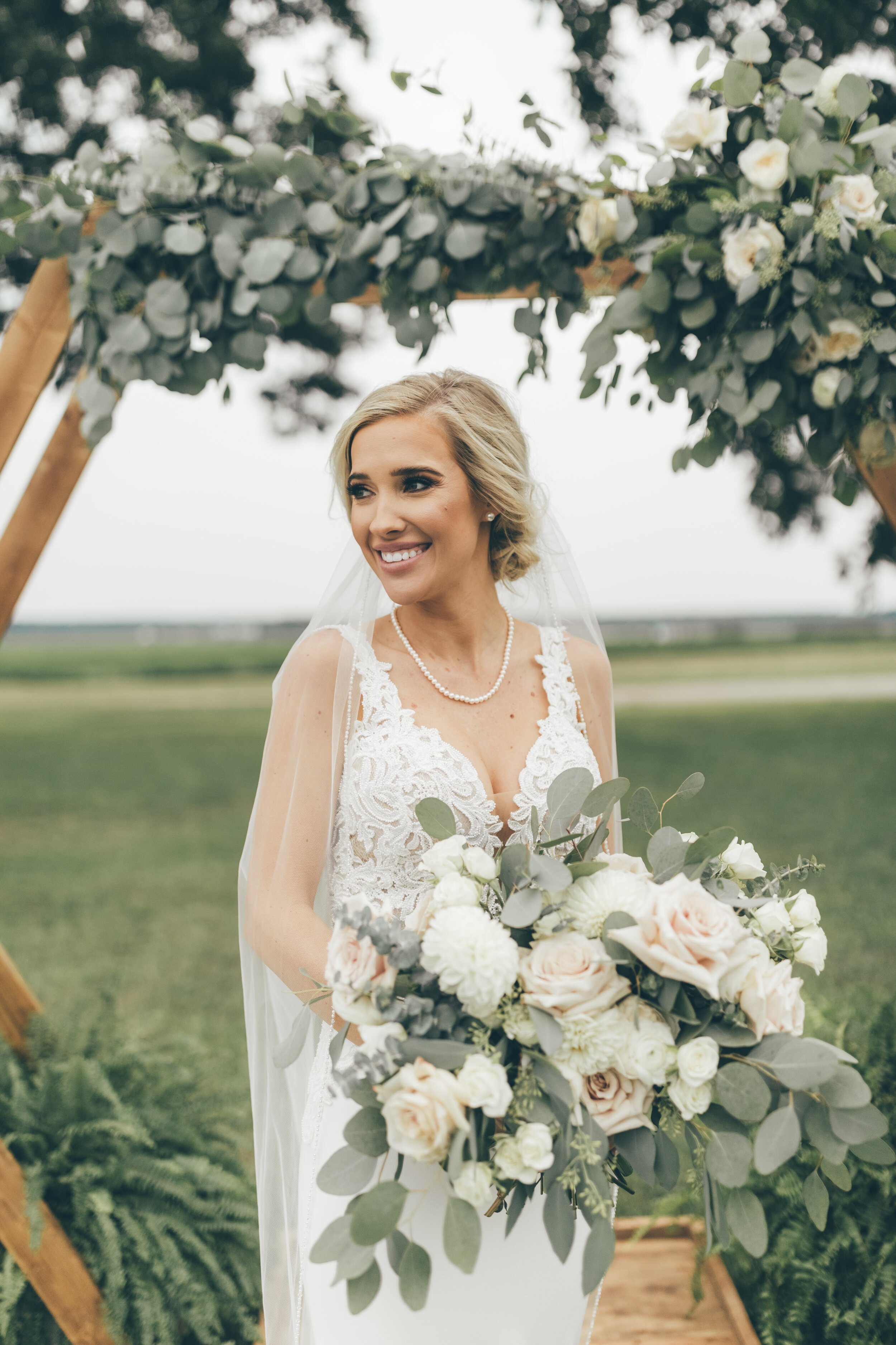 ivory-and-beau-bride-and-florals-real-bride-real-wedding-blog-wedding-dress-bridal-gown-wedding-gown-wedding-flowers-savannah-florist-wedding-florist-maggie-sottero-wedding-dress-organic-natural-wedding-Griffin_0738.jpg