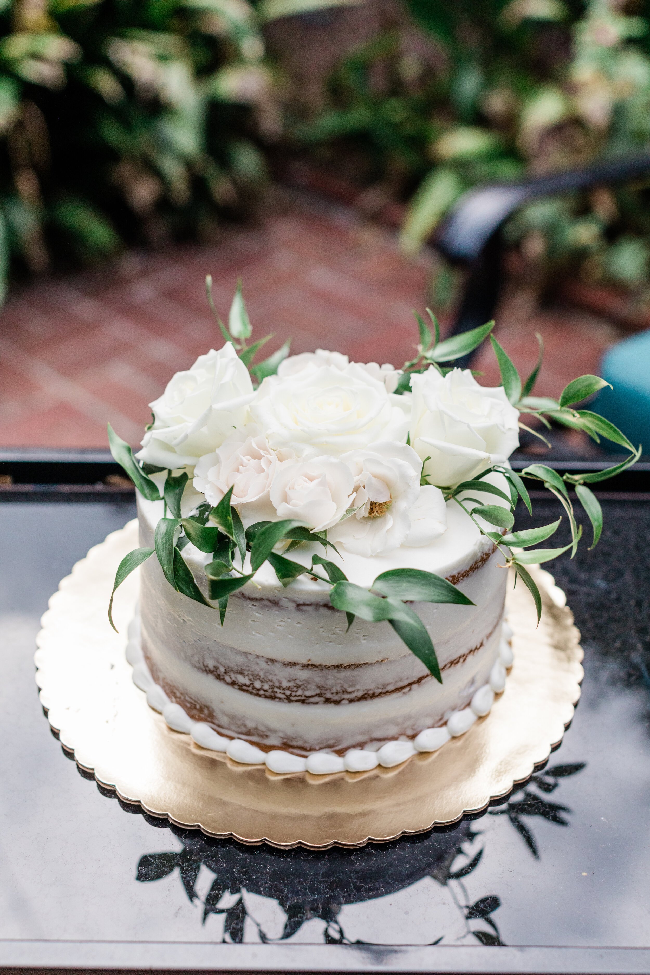 ivory-and-beau-florals-lacey-and-harp-elopement-flowers-savannah-florist-elopement-florist-savannah-elopement-package-floral-design-AptBPhoto_LaceyHarp-307.jpg