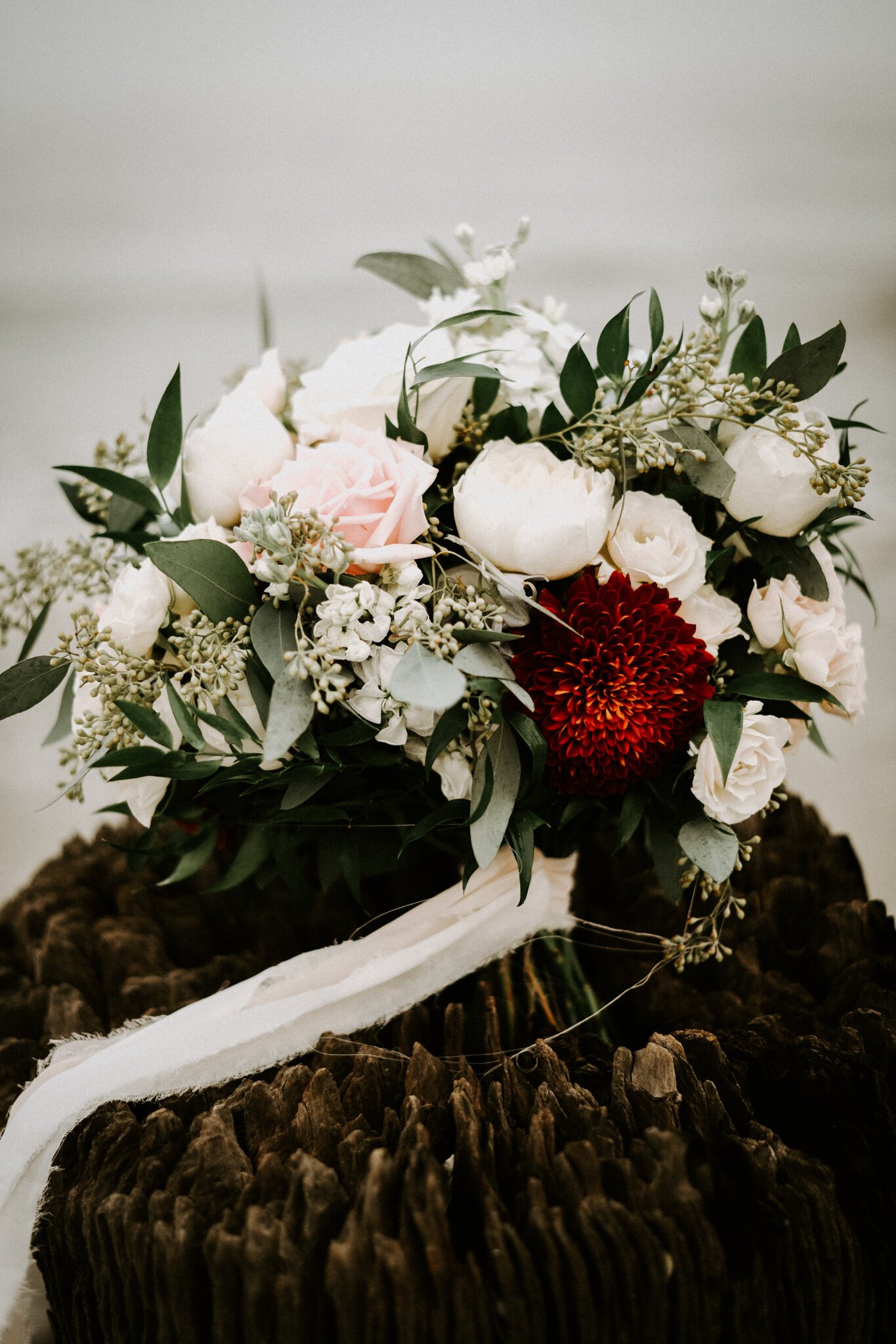 ivory-and-beau-florals-styled-shoot-driftwood-beach-jekyll-island-photo-shoot-moody-beach-wedding-flowers-wedding-florist-romantic-engagement-giveaway-winner-DSC_5051.jpg