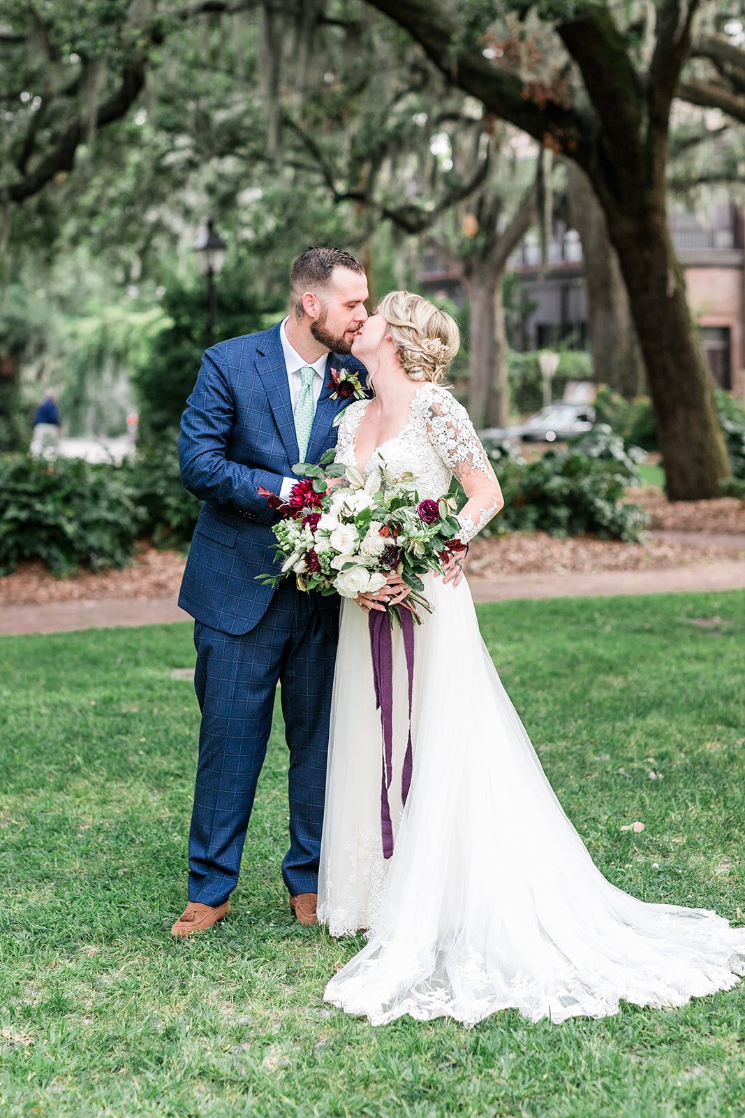 ivory-and-beau-florals-spring-and-stephen-wedding-flowers-wedding-florals-wedding-florist-savannah-florist-savannah-wedding-southern-wedding-floral-design-real-wedding-RLP-B&G1.jpg