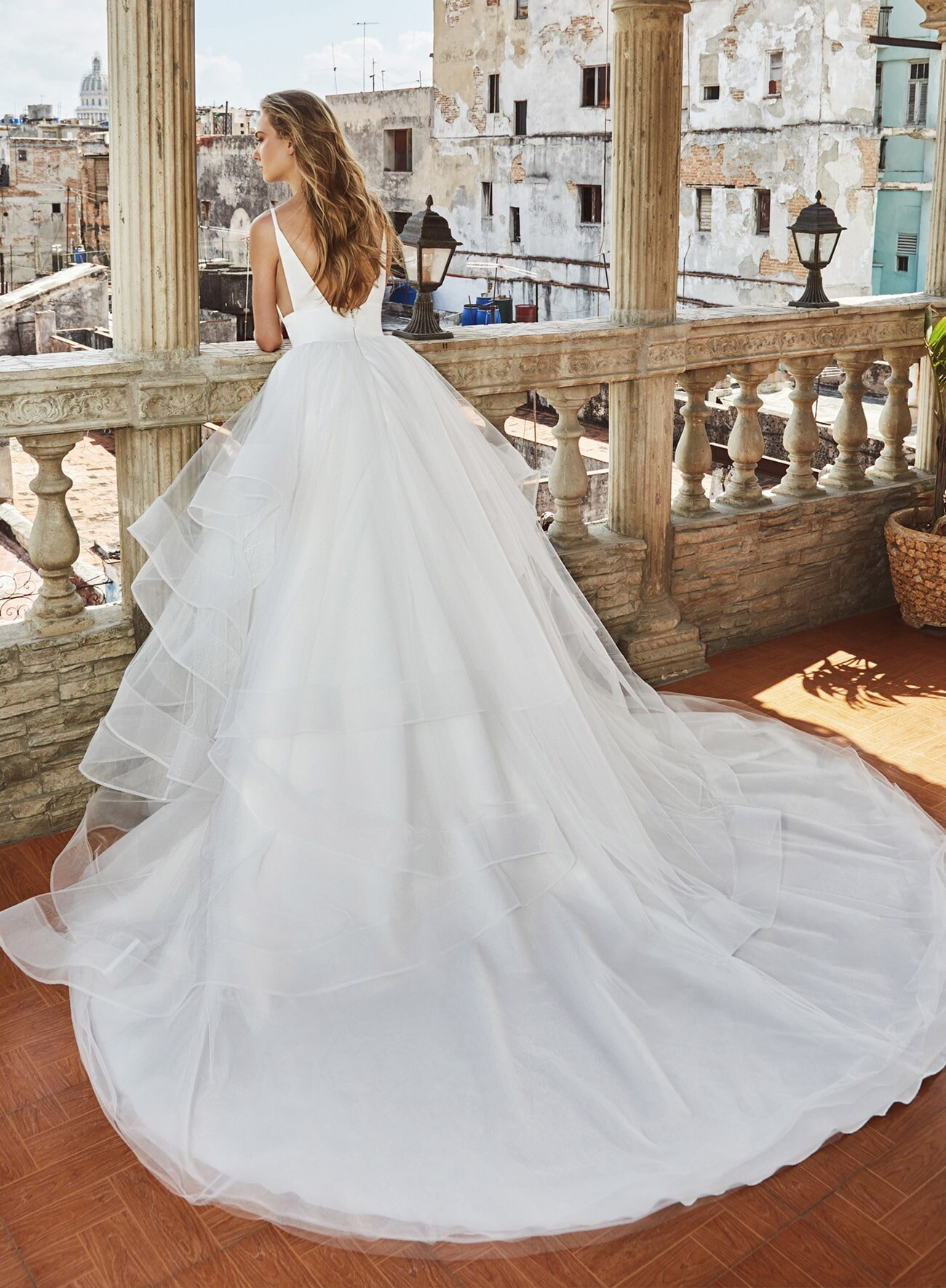 ivory-and-beau-wedding-dresses-bridal-shop-bridal-boutique-bridal-gown-wedding-gown-bride-bridal-shopping-bridal-appointment-tatum-lamour-calla-blanche-LA8223-3.jpg
