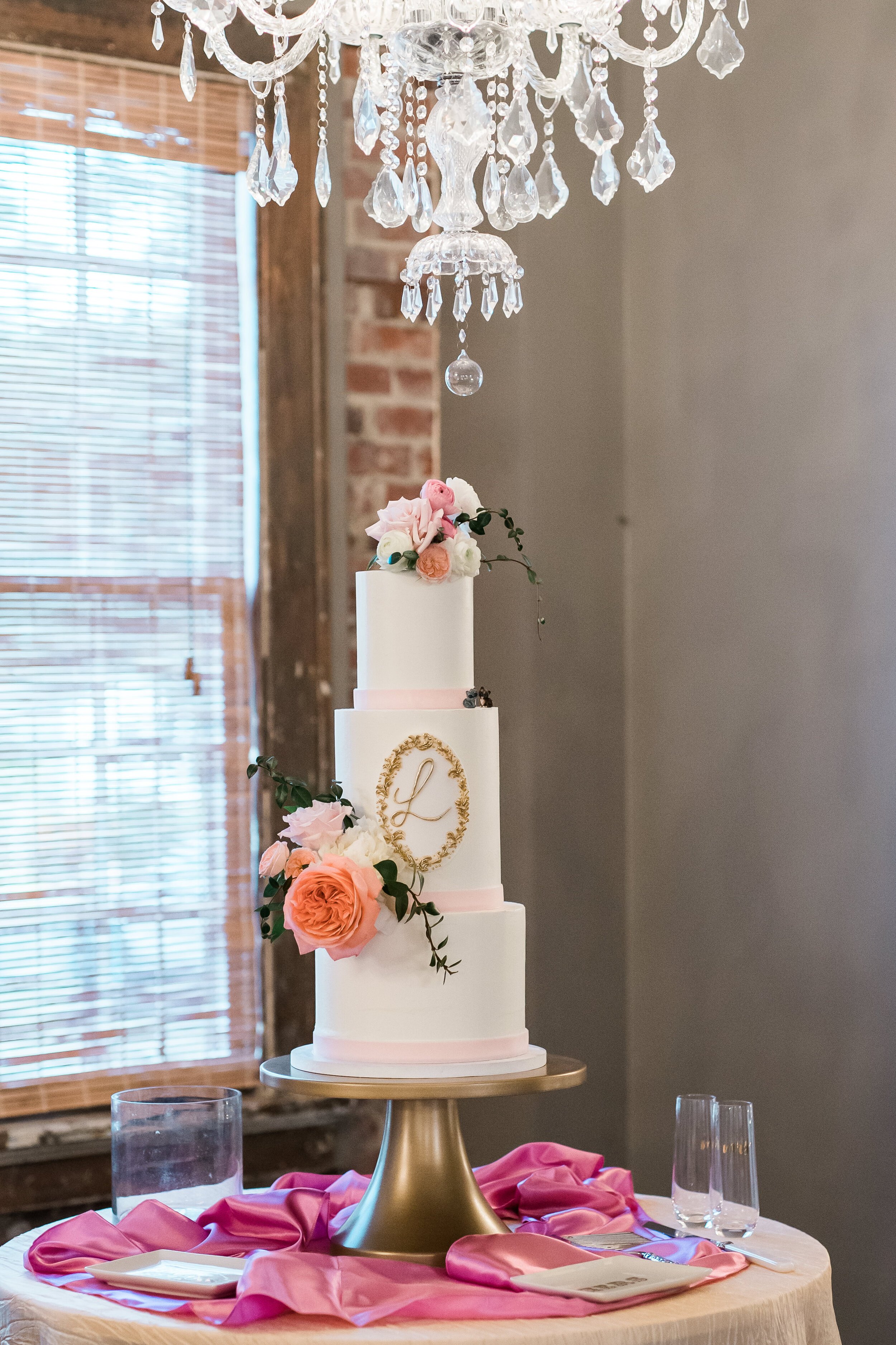 ivory-and-beau-blog-wedding-and-florals-chris-and-jason-savannah-wedding-coordinator-wedding-florist-floral-design-flowers-wedding-inspiration-georgia-florist-wedding-coordination-Bud Johnson Photography-Color-414.jpg