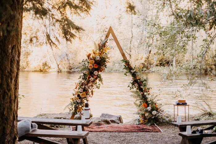 ivory-and-beau-blog-weddings-destination-weddings-travel-adventure-savannah-wedding-planner-suouthern-wedding-planner-fall-in-love-with-the-gorgeous-orange-color-palette-in-this-loloma-lodge-wedding-dylan-m-howell-photography-20.jpg
