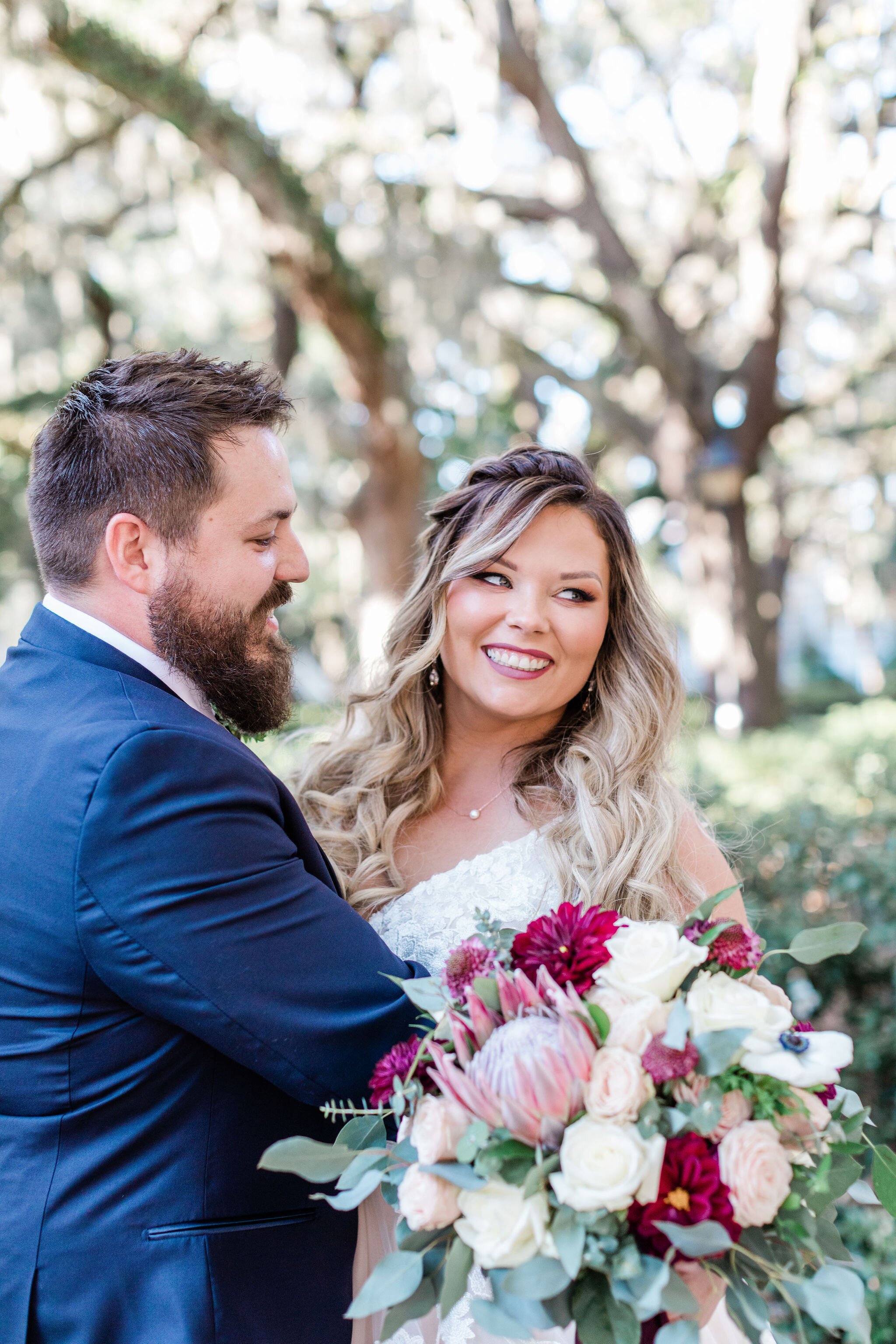 ivory-and-beau-florals-nicole-and-robert-elopement-savannah-florist-southern-florist-wedding-flowers-savannah-elopement-AptBPhoto_NicoleRobert_Elopement-52.jpg