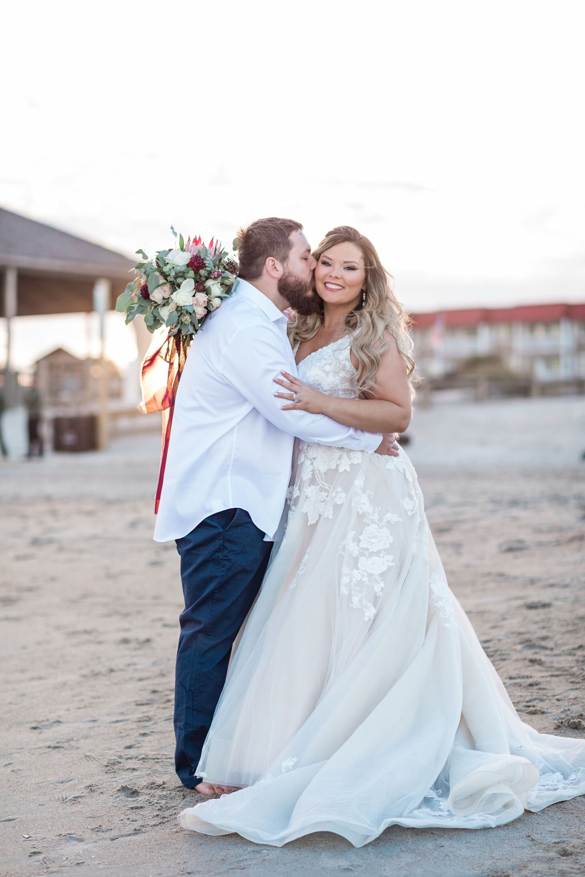 ivory-and-beau-florals-nicole-and-robert-elopement-savannah-florist-southern-florist-wedding-flowers-savannah-elopement-AptBPhoto_NicoleRobert_DayAfter-78.jpg