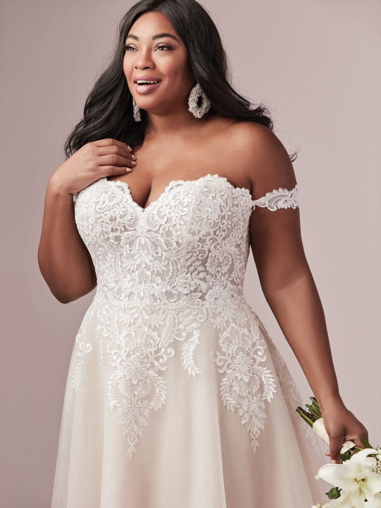 ivory-and-beau-dresses-savannah-bridal-boutique-bride-wedding-dresses-Rebecca-Ingram-Vanessa-9RS806-Curve-Alt1.jpg