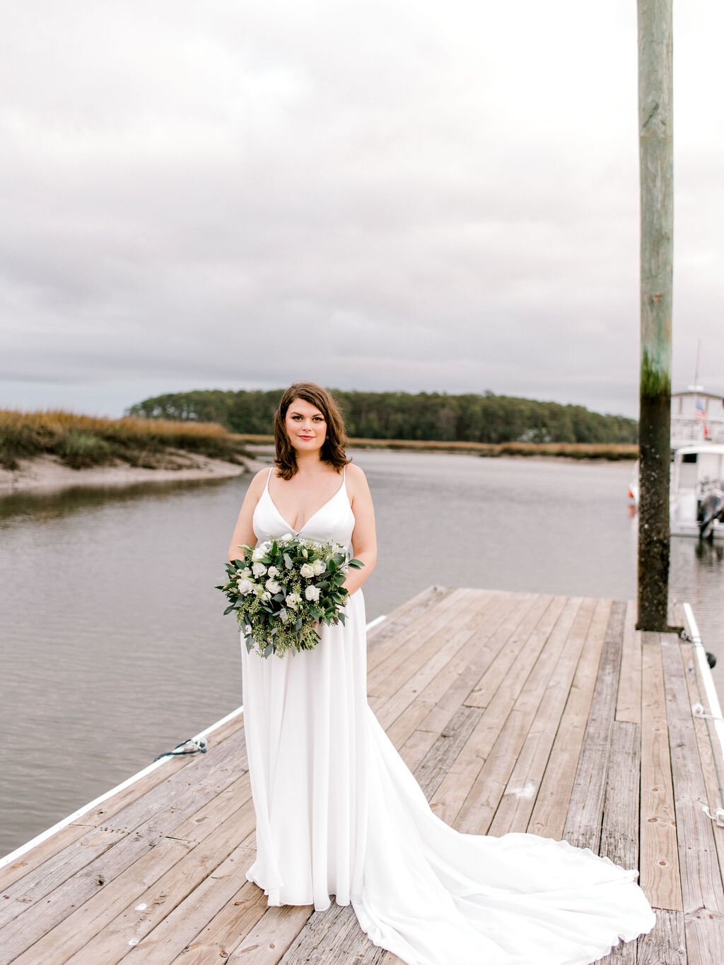 ivory-and-beau-florals-and-bride-savannah-wedding-savannah-florist-savannah-bridal-boutique-the-wyld-dock-bar-savannah-wedding-vendor-Finn0339.jpg