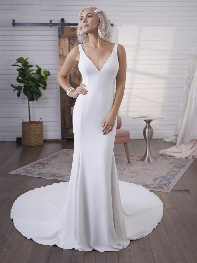 ivory-and-beau-dresses-savannah-bridal-boutique-wedding-dresses-savannah-bride-southern-bride-Maggie-Sottero-Fernanda-20MW332-Main.jpg