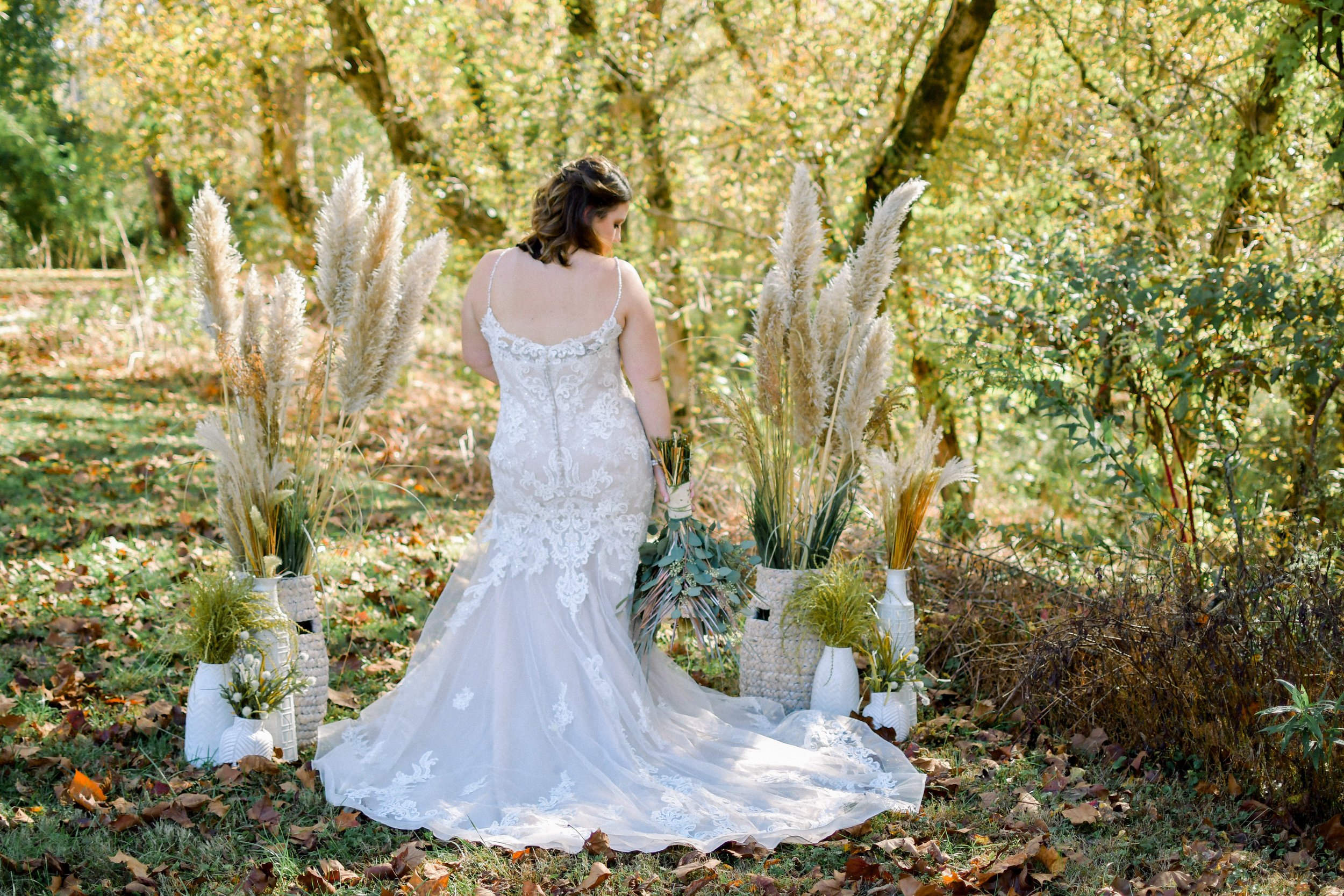 ivory-and-beau-blog-styles-we-love-for-our-curvy-brides-savannah-bridal-boutique-wedding-dresses-savannah-bridal-shop-bride-DSC_9430.jpg