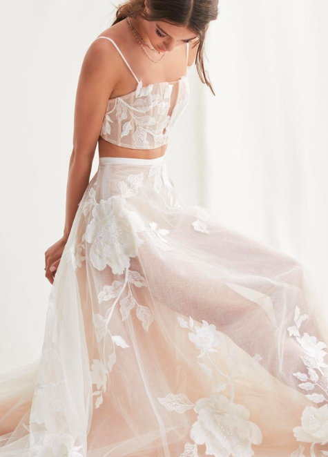 ivory-and-beau-dress-savannah-bridal-boutique-wedding-dress-layla-top-rai-skirt-willowby-2.png