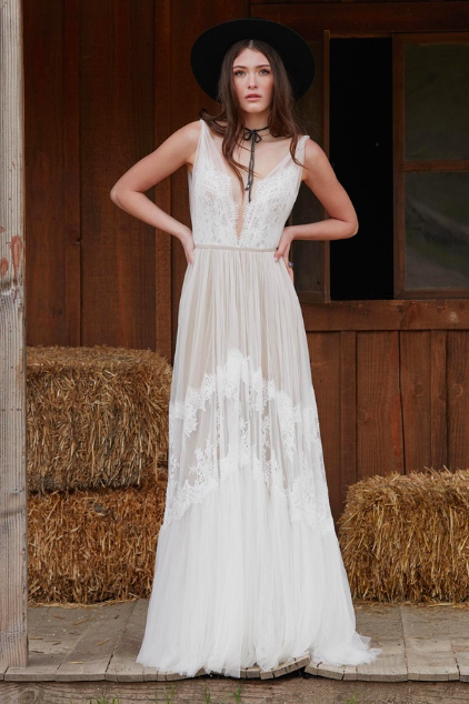 ivory-and-beau-blog-current-happenings-dresses-of-the-week-clementine-by-willowby-watters.png