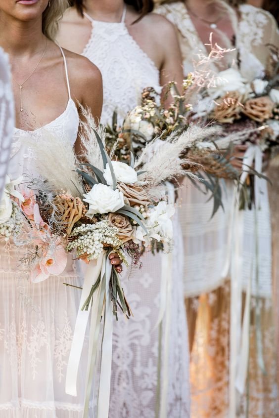 ivory-and-beau-blog-post-color-palette-rose-gold-and-bronze-bouquet-wedding-flowers-4270cf9a570ecdd492e71fe26bb33386.jpg