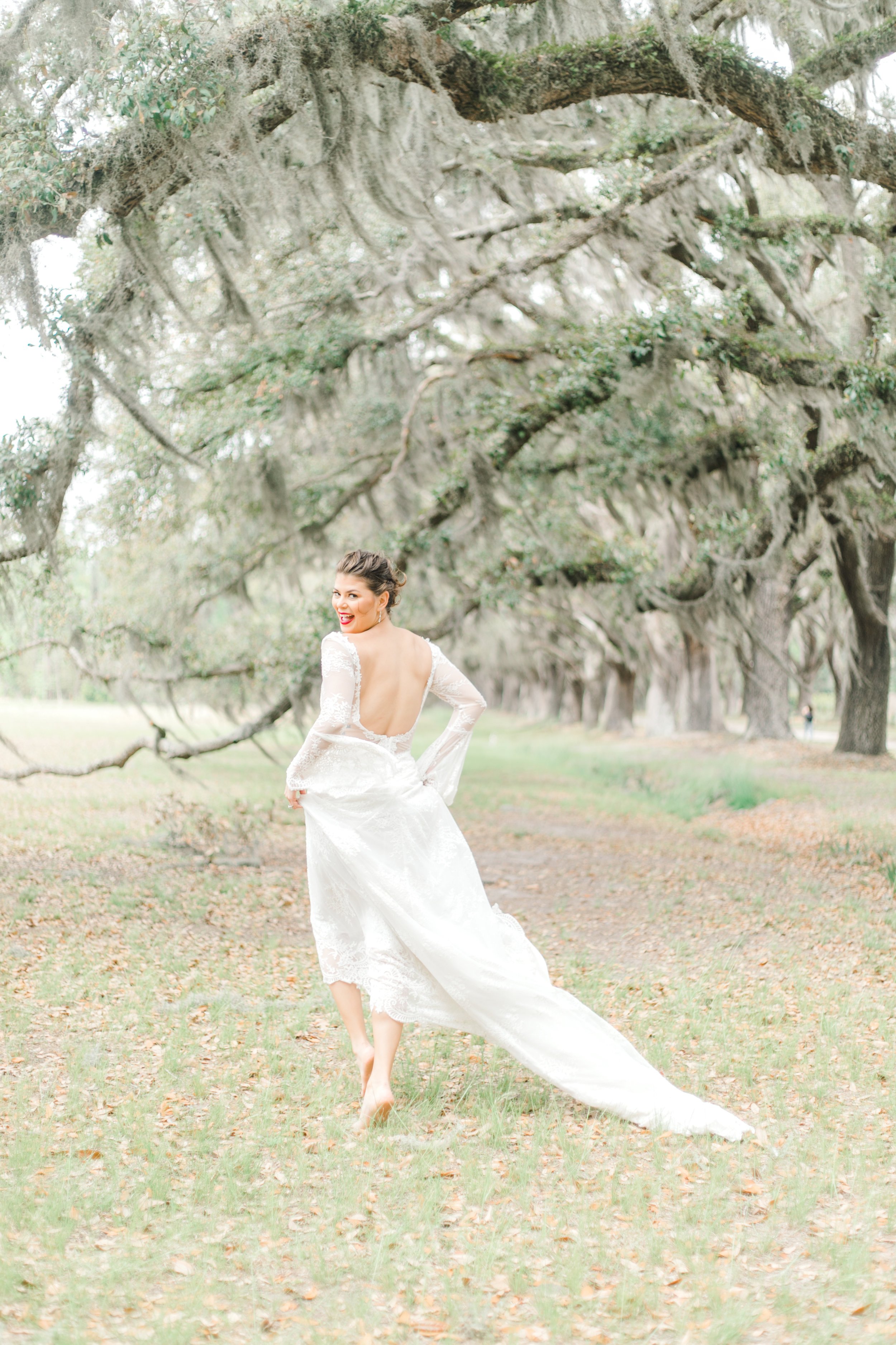 wormsloe-wedding-inspiration-lamour-by-calla-blanche-amber-wedding-dress-ivory-and-beau-savannah-wedding-dresses-long-sleeve-wedding-dress-wormsloe-elopementSelyciayangphotograpy-70.jpg