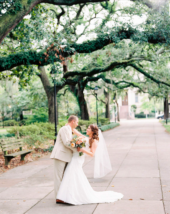 Katy &amp; Alan: A Wedding in Forsyth Park 