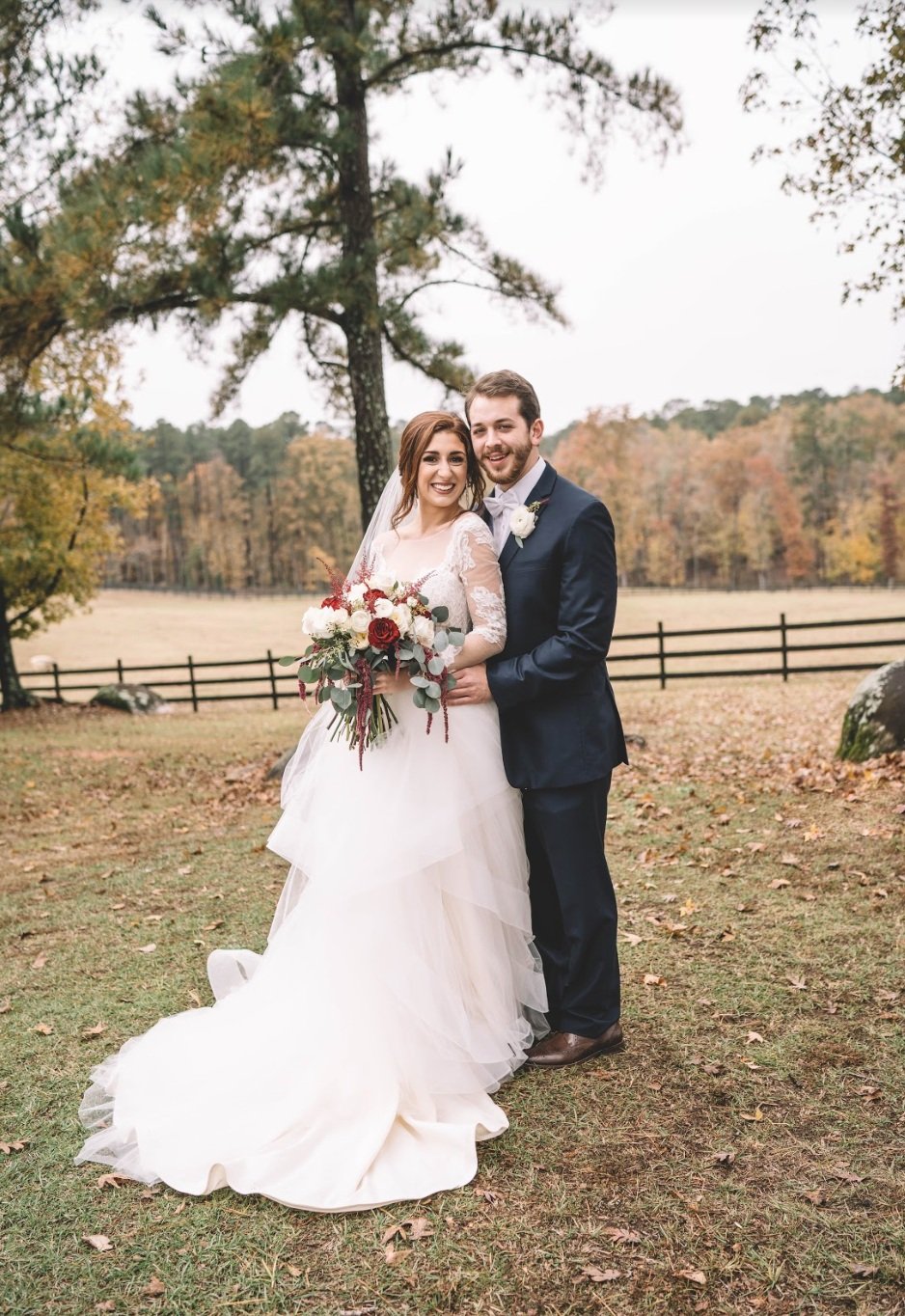Ivory_and_beau_bride_erin_pippa_gown_by_blush_by_hayley_paige_pineola_farms_wedding_savannah_bride_Savannah_Bridal_shop_Savannah_bridal_boutique_aurora_adeleigh_photography_11.png