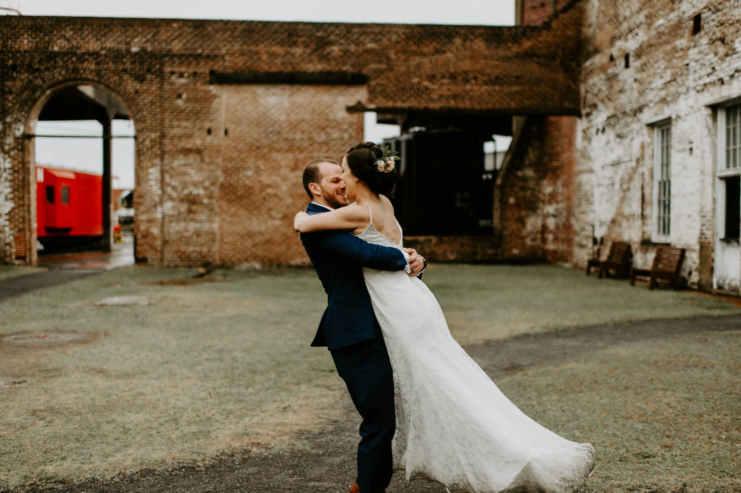 savannah-bridal-shop-andrea-and-mike-evergold-photography-georgia-state-railroad-museum-wedding-savannah-wedding-florist-savannah-wedding-planner-40.jpg