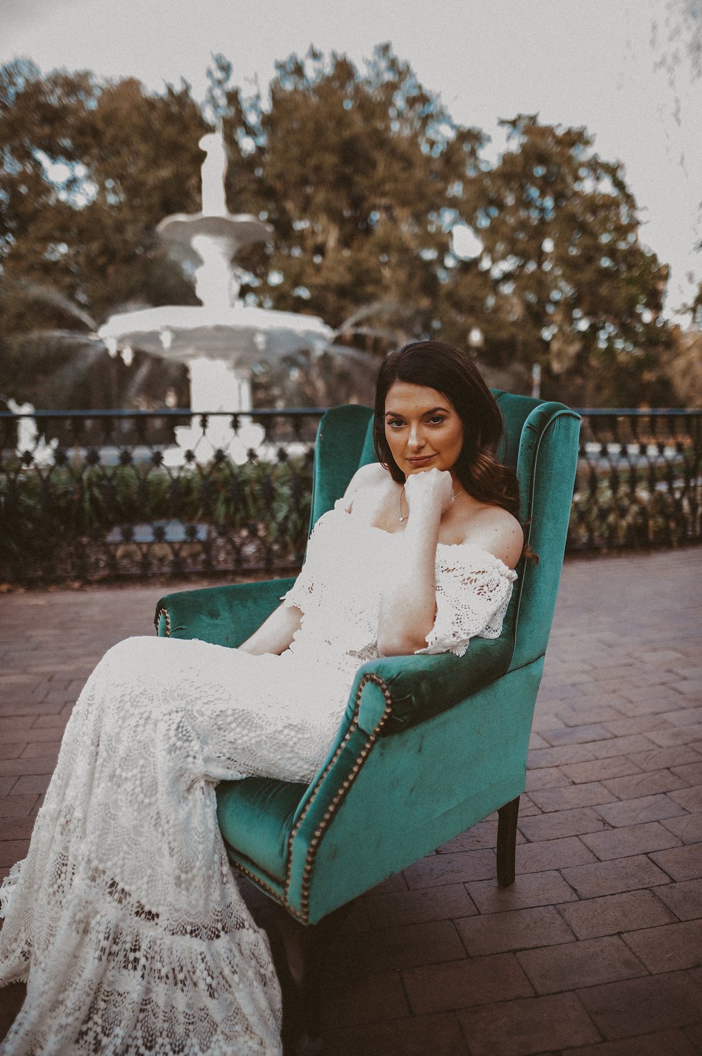 ivory-and-beau-bridal-boutique-savannah-2018-wedding-trends-daughters-of-simone-l+m-photography-savannah-photography-trendy-wedding-7.jpg