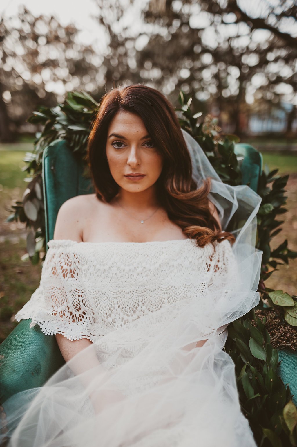 ivory-and-beau-bridal-boutique-savannah-2018-wedding-trends-daughters-of-simone-l+m-photography-savannah-photography-trendy-wedding-12.jpg
