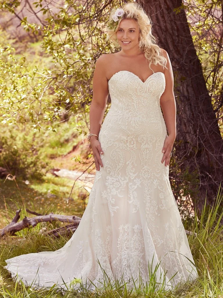 Plus Size Brides at Ivory & Beau