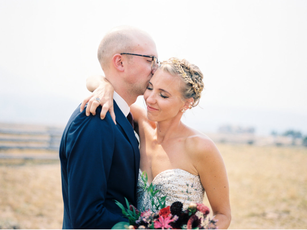 megan-robinson-photography-ivory-and-beau-bridal-boutique-sarah-seven-golden-lights-savannah-bridal-boutique-savannah-wedding-planner-savannah-weddings-idaho-wedding-destination-wedding-boho-bride-savannah-florist-9.png