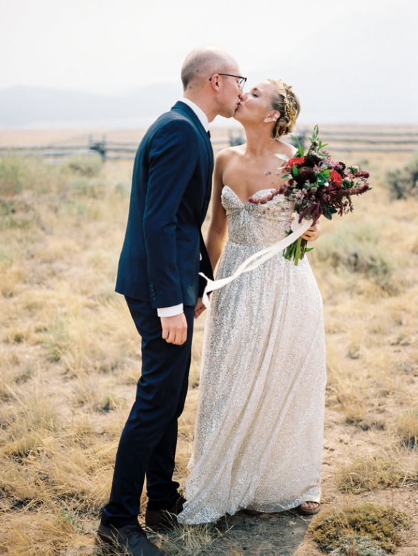 megan-robinson-photography-ivory-and-beau-bridal-boutique-sarah-seven-golden-lights-savannah-bridal-boutique-savannah-wedding-planner-savannah-weddings-idaho-wedding-destination-wedding-boho-bride-savannah-florist-10.png