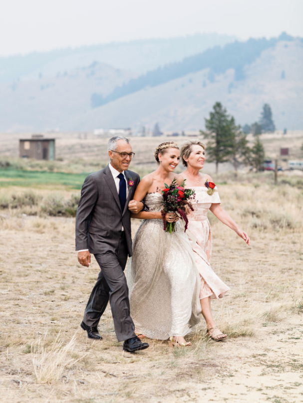 megan-robinson-photography-ivory-and-beau-bridal-boutique-sarah-seven-golden-lights-savannah-bridal-boutique-savannah-wedding-planner-savannah-weddings-idaho-wedding-destination-wedding-boho-bride-savannah-florist-12.png