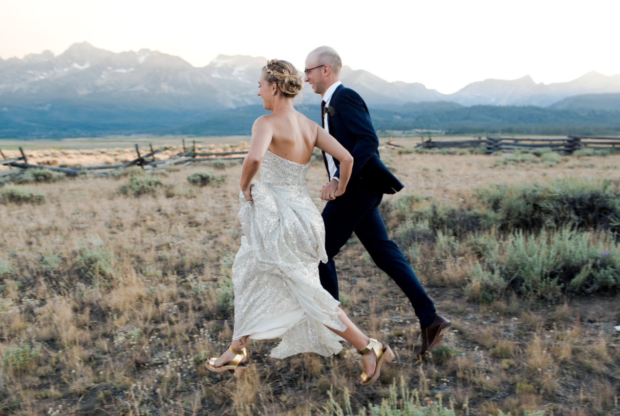 megan-robinson-photography-ivory-and-beau-bridal-boutique-sarah-seven-golden-lights-savannah-bridal-boutique-savannah-wedding-planner-savannah-weddings-idaho-wedding-destination-wedding-boho-bride-savannah-florist-28.png