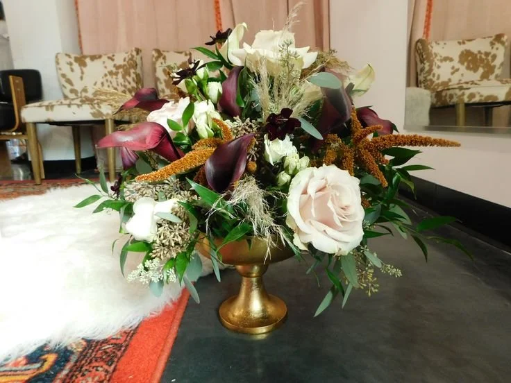 Rustic-Fall-Orange-Burgundy-Table-Compote-Centerpiece-ivoryandbeau-corporate-events-flowers-and-design.jpg